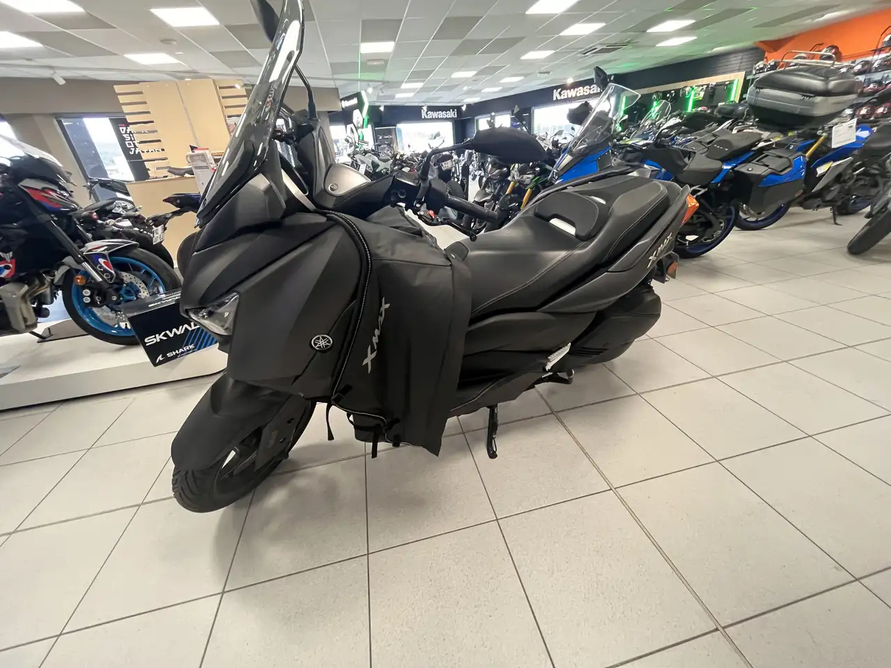Yamaha X-Max 300