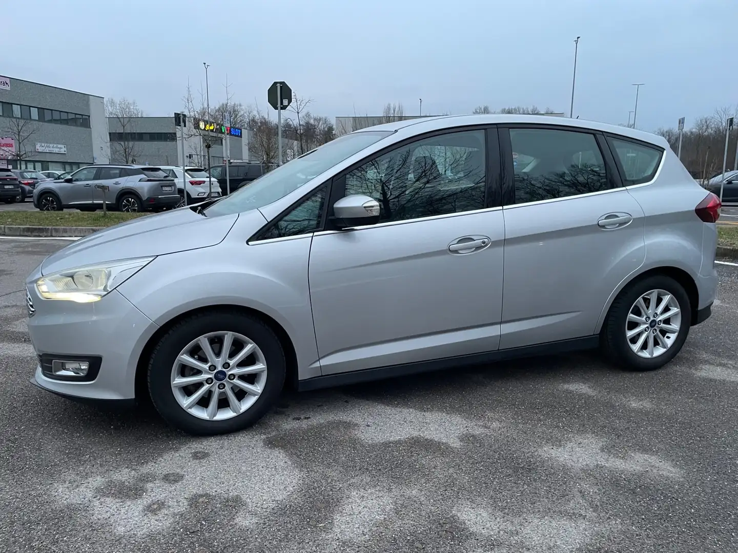 Ford C-Max C-Max 1.5 TDCi 120CV Start&Stop Titanium Gris - 2