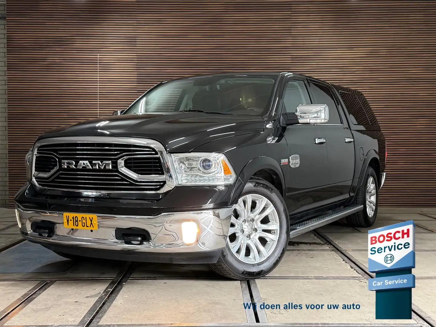 Dodge RAM 1500 5.7 V8 4x4 Crew Cab Longhorn | Full option | Zwart - 1