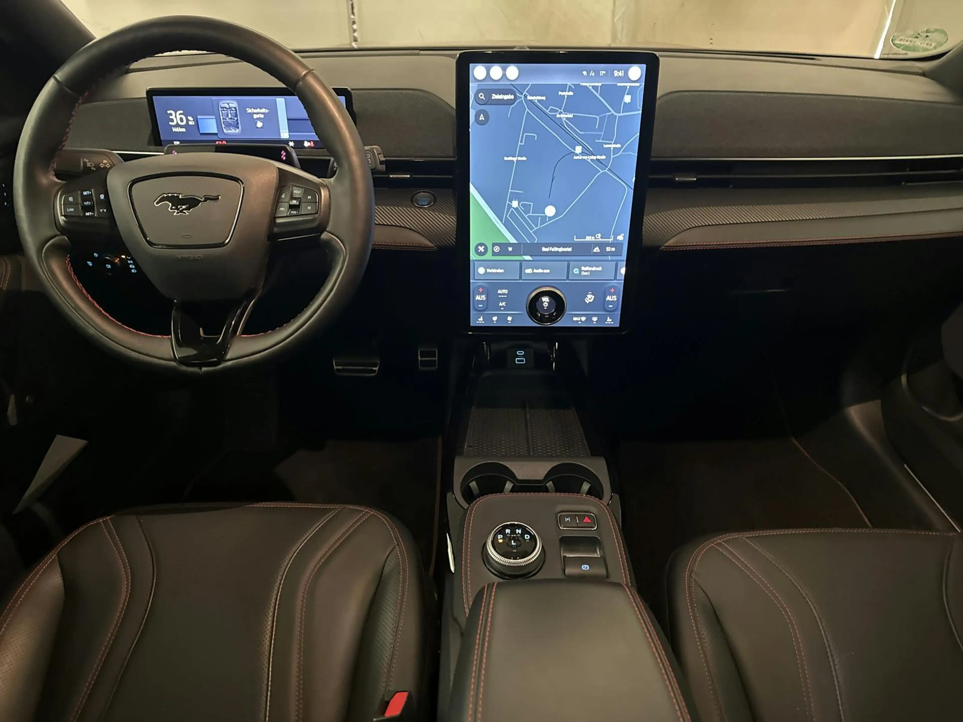Ford Mustang Mach-E AWD 99kWh AHK+TechPak2+LenkHZ+SHZ — photo 6