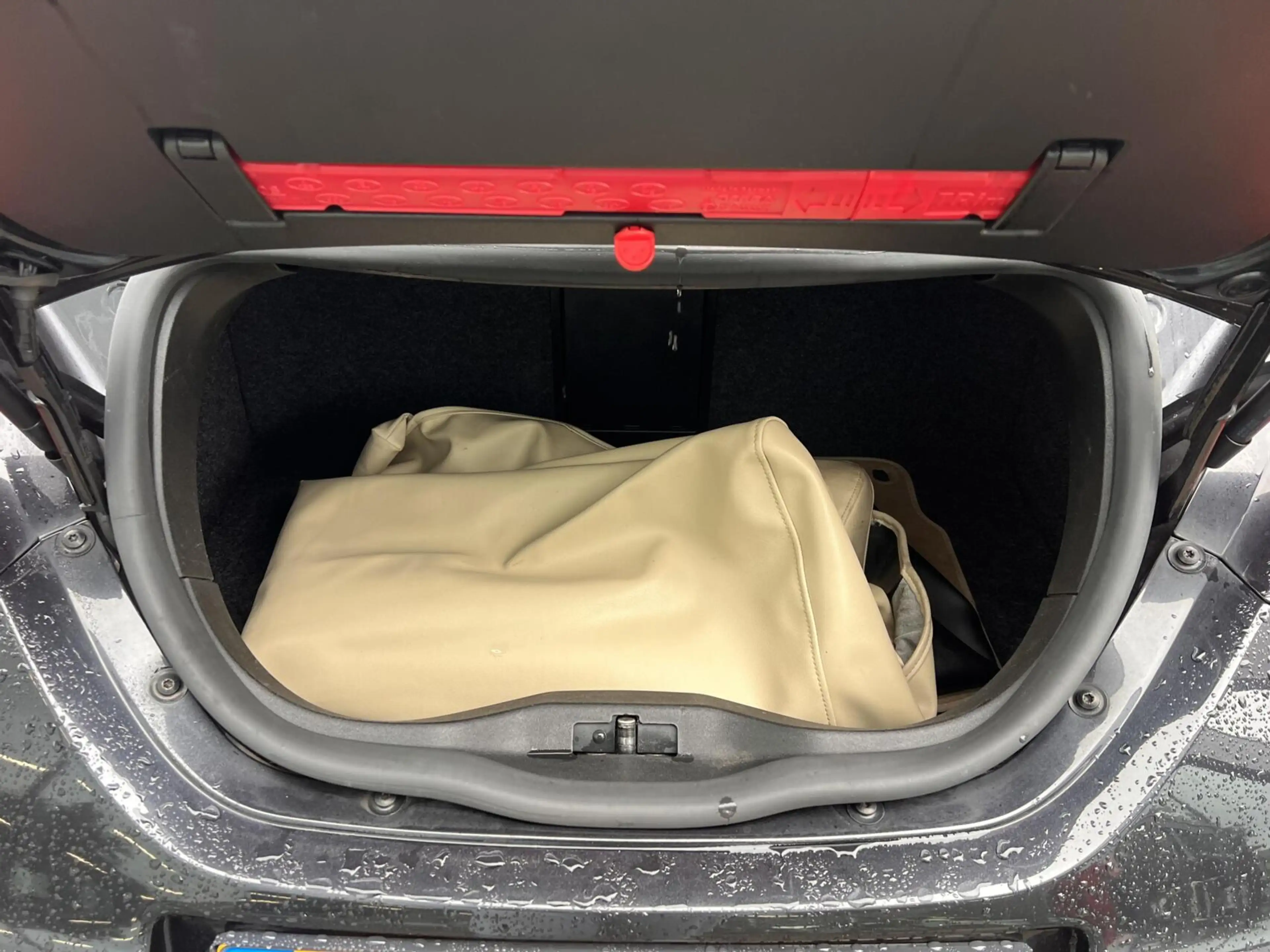 Volkswagen New Beetle Cabriolet 2.0 Highline Automaat NAP — photo 26