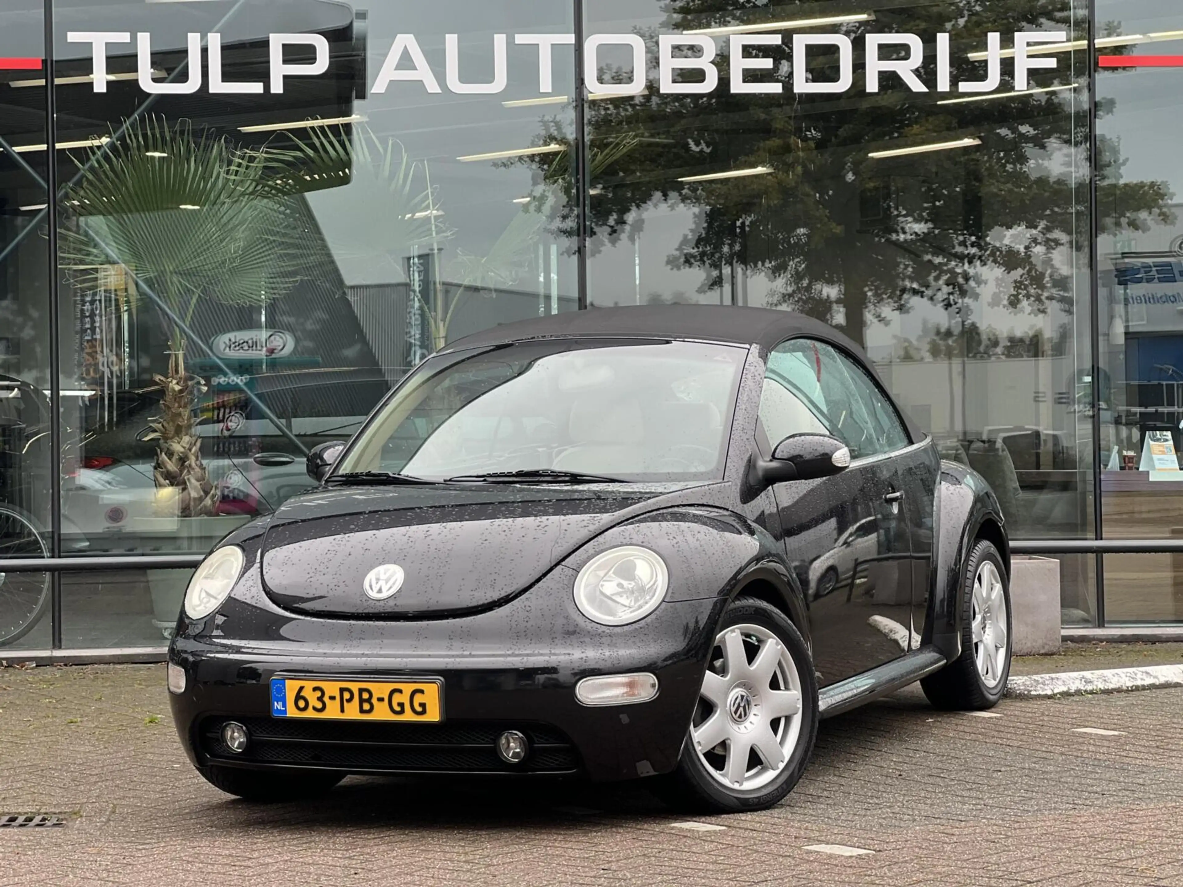 Volkswagen New Beetle Cabriolet 2.0 Highline Automaat NAP