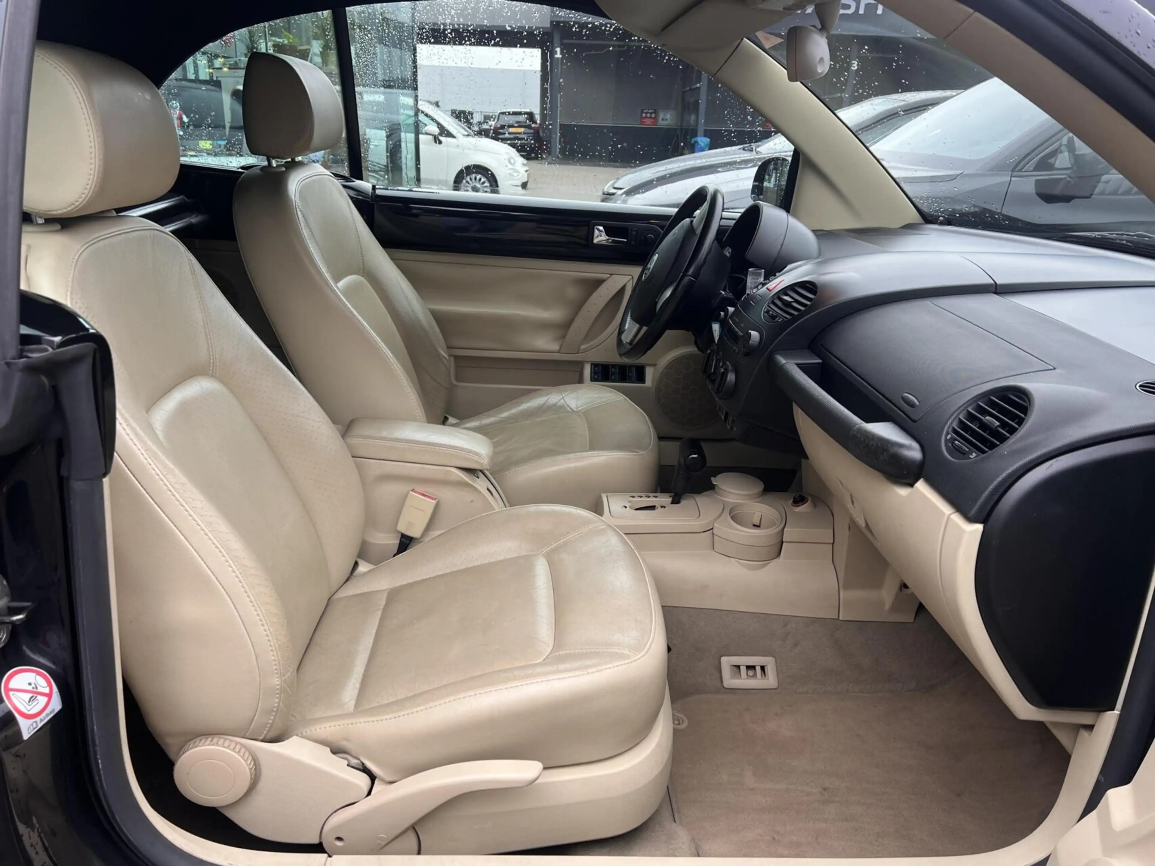 Volkswagen New Beetle Cabriolet 2.0 Highline Automaat NAP — photo 14