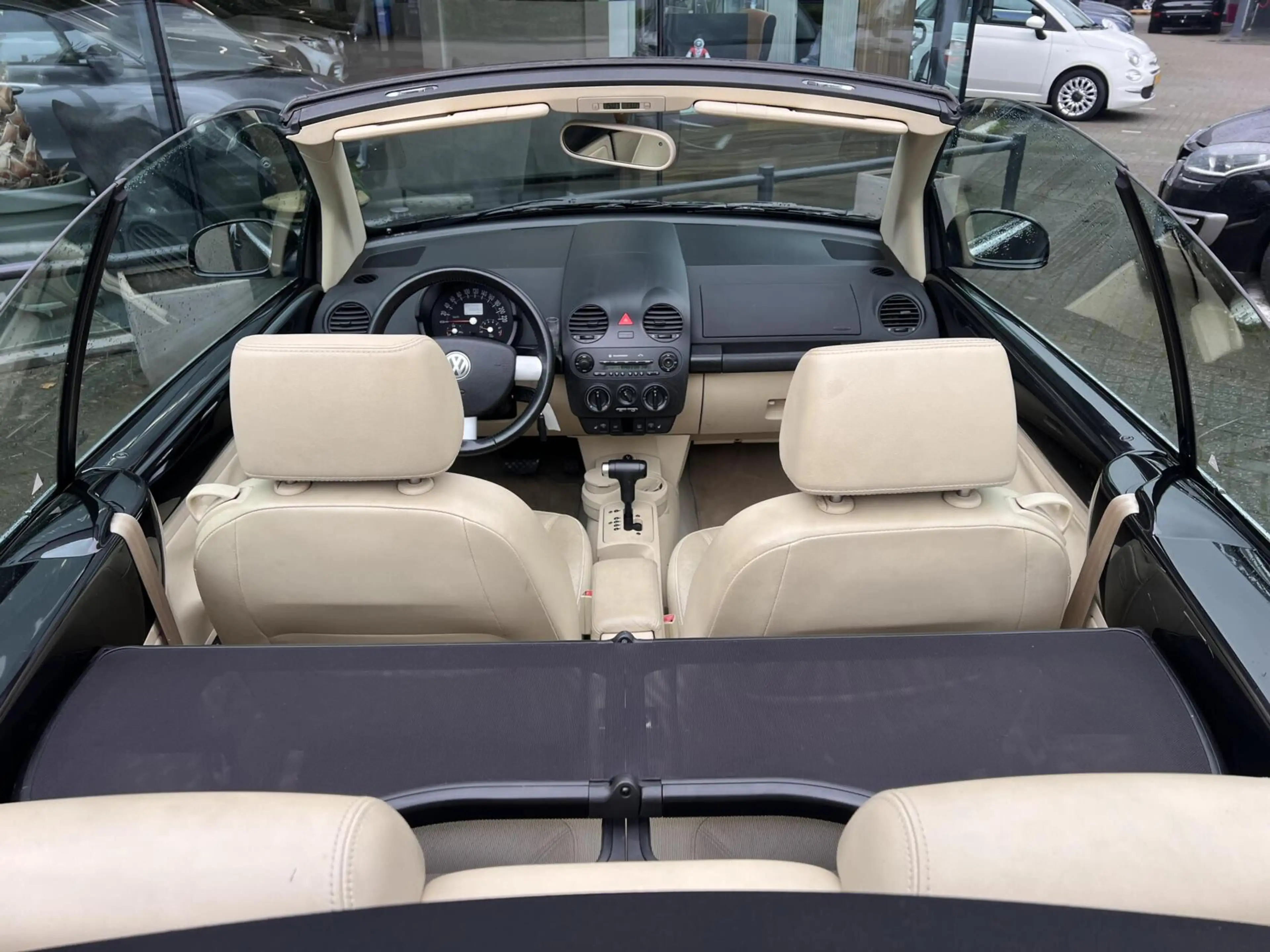 Volkswagen New Beetle Cabriolet 2.0 Highline Automaat NAP — photo 31