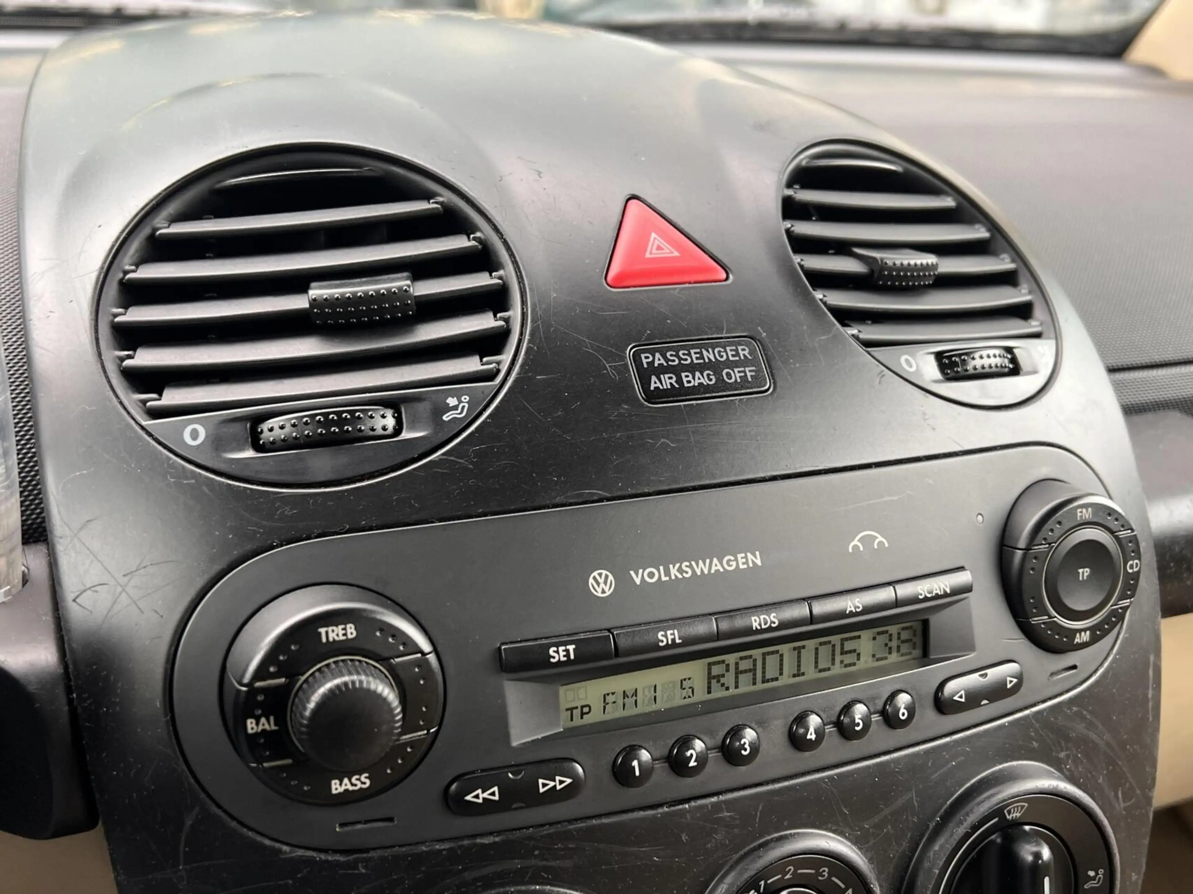 Volkswagen New Beetle Cabriolet 2.0 Highline Automaat NAP — photo 18
