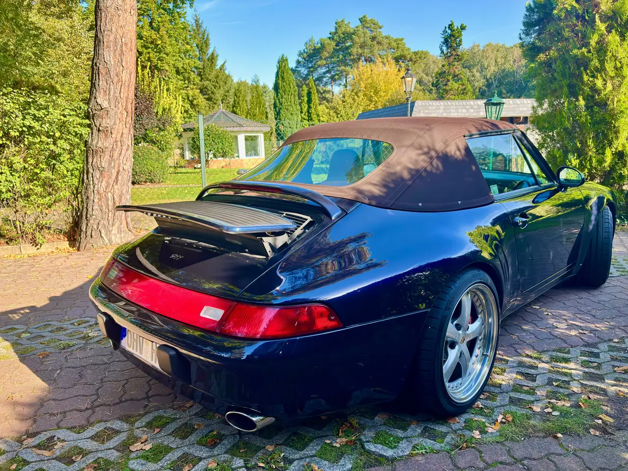 Porsche 993 911 Carrera Cabrio Nachtblau metallic *Liebhaberfahrzeug*, foto 11