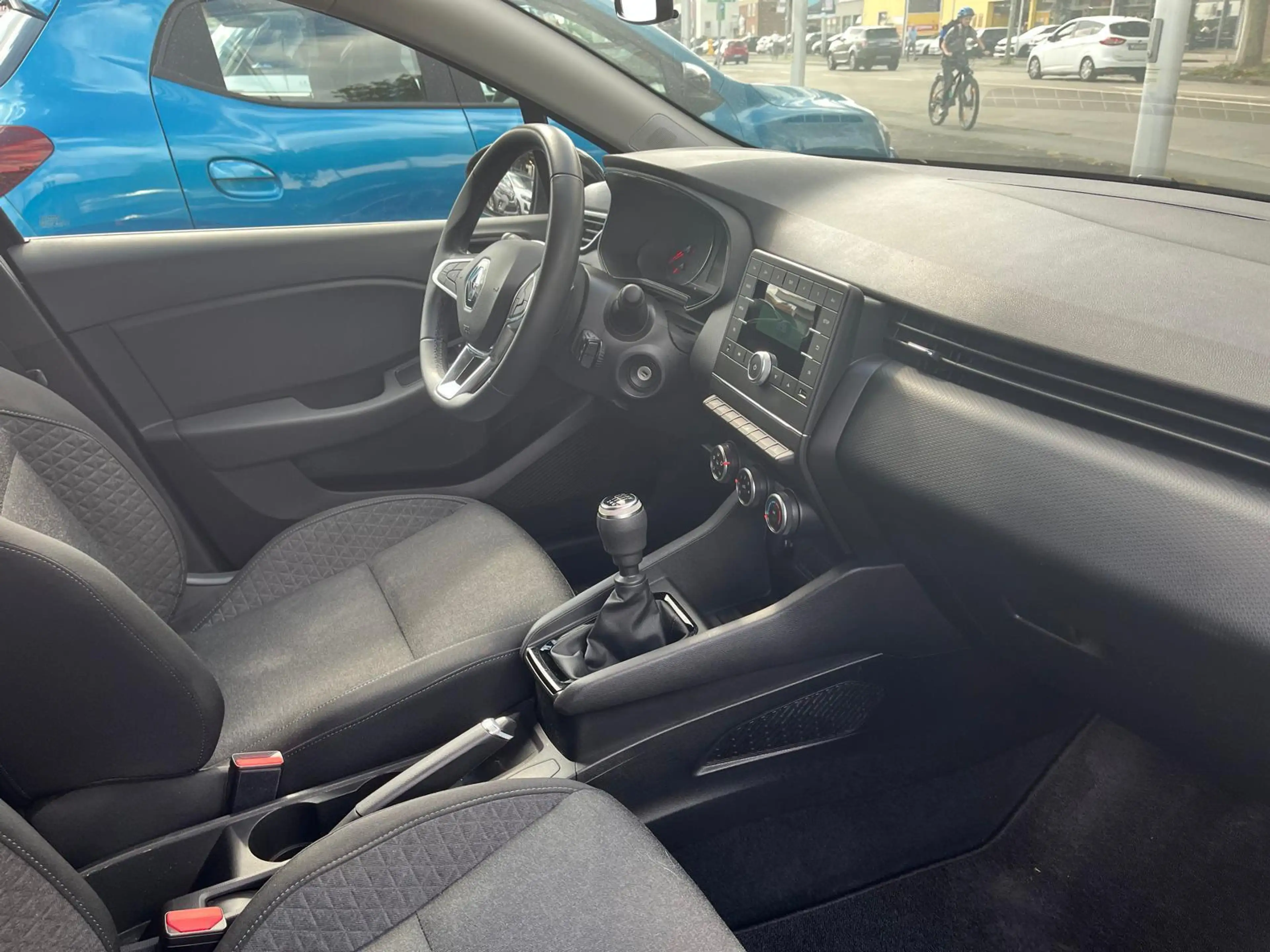 Renault Clio V ZEN TCe 90 (MY21) — photo 6