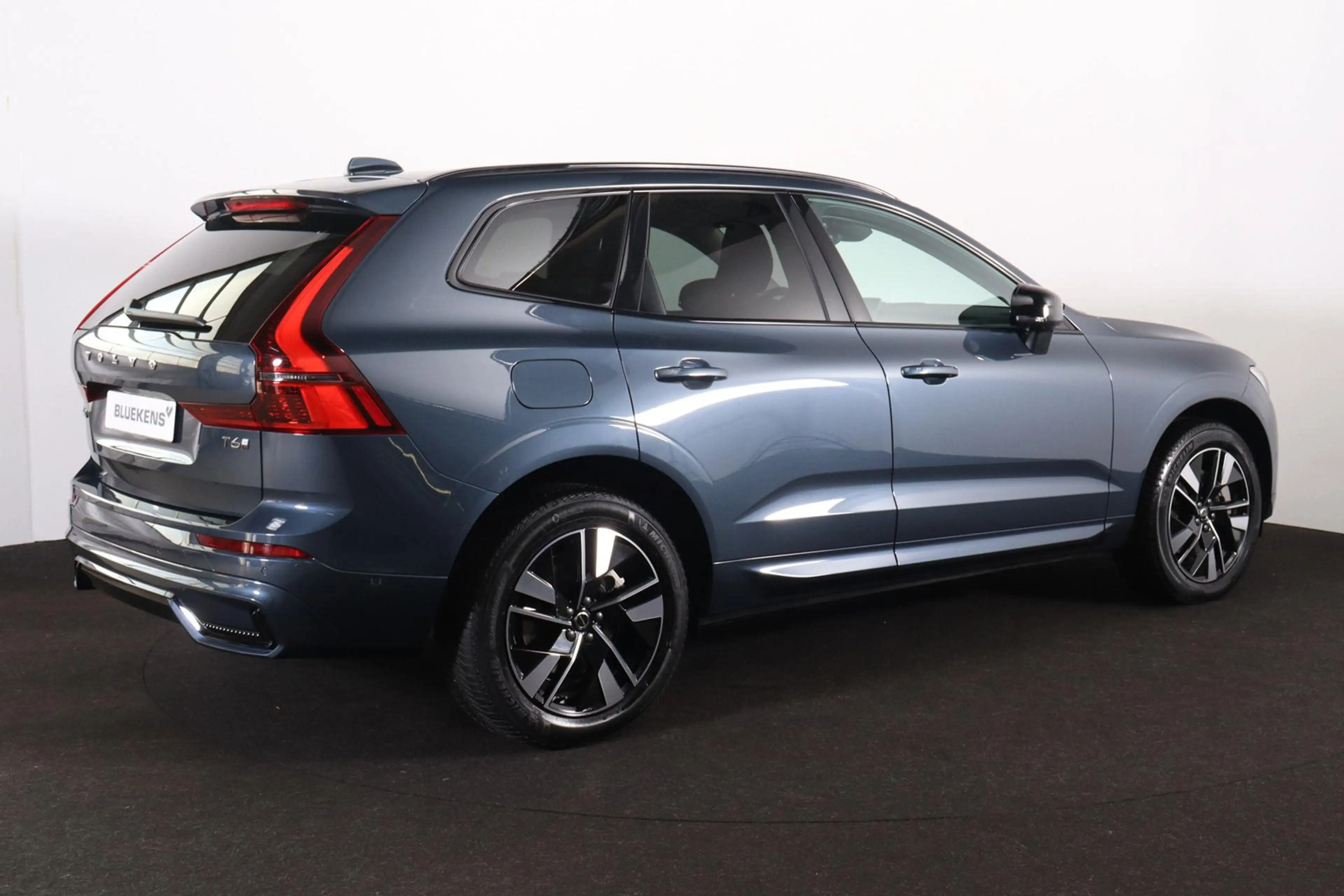 Volvo XC60 T6 Recharge AWD Plus Dark - Panorama/schuifdak - I — photo 5