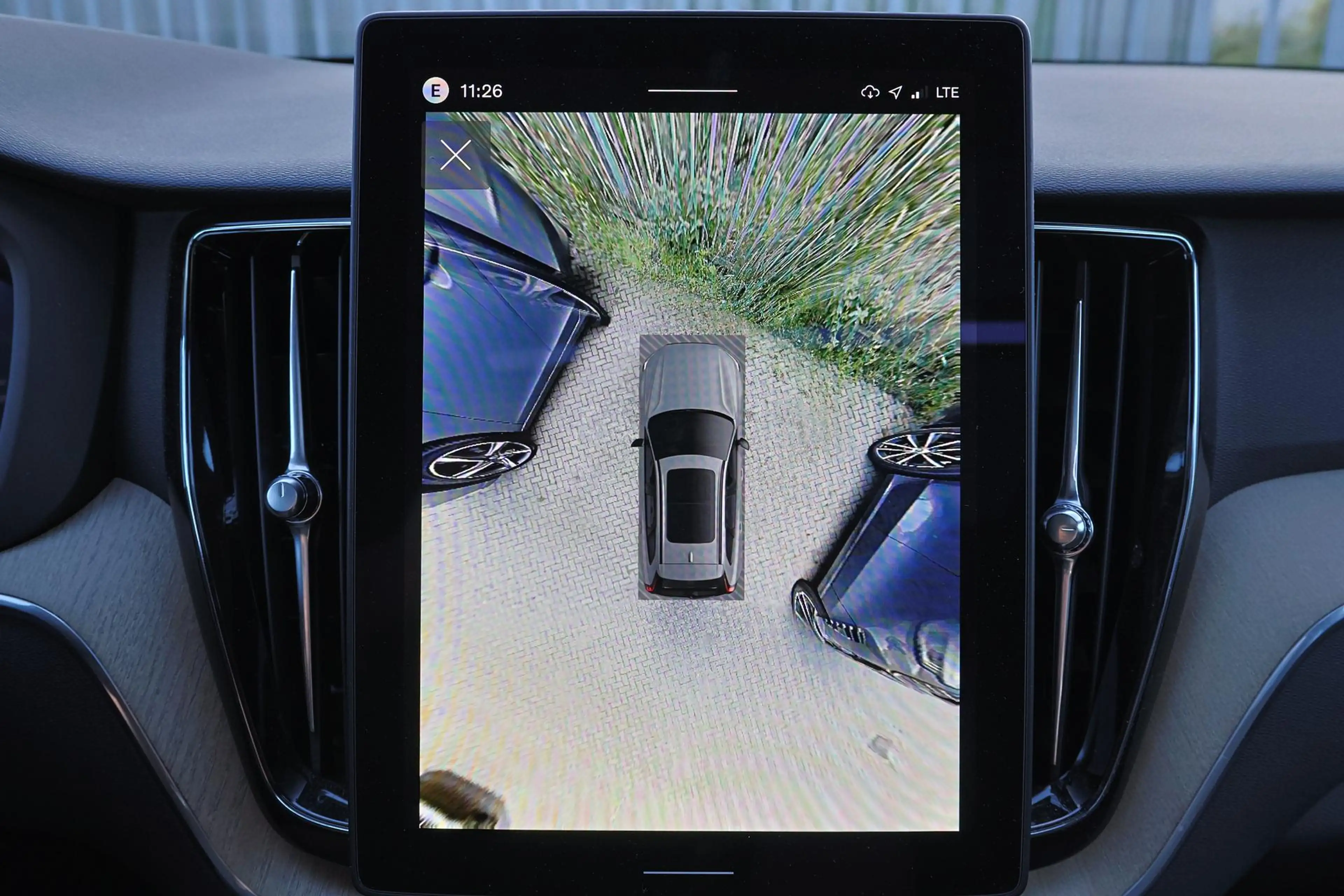 Volvo XC60 T6 Recharge AWD Plus Dark - Panorama/schuifdak - I — photo 9