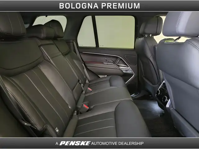 Land Rover Range Rover view 5