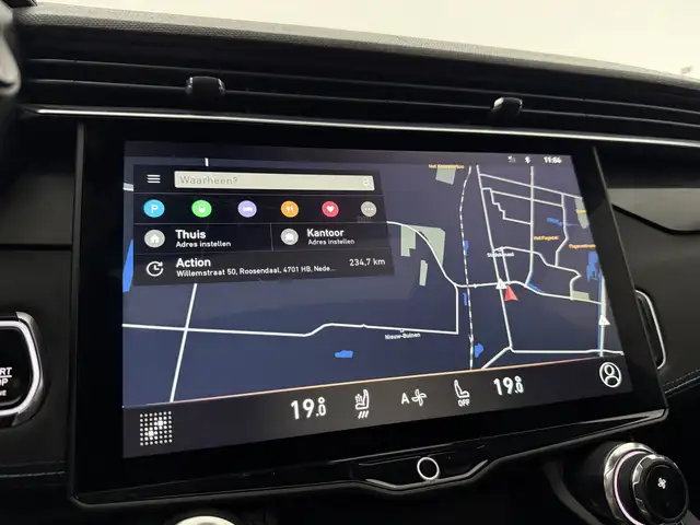 Lynk & Co 01 view 24