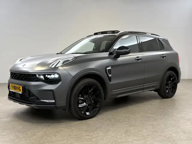 Lynk & Co 01 view 7
