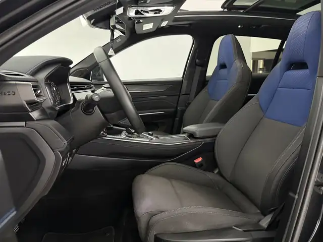 Lynk & Co 01 view 15