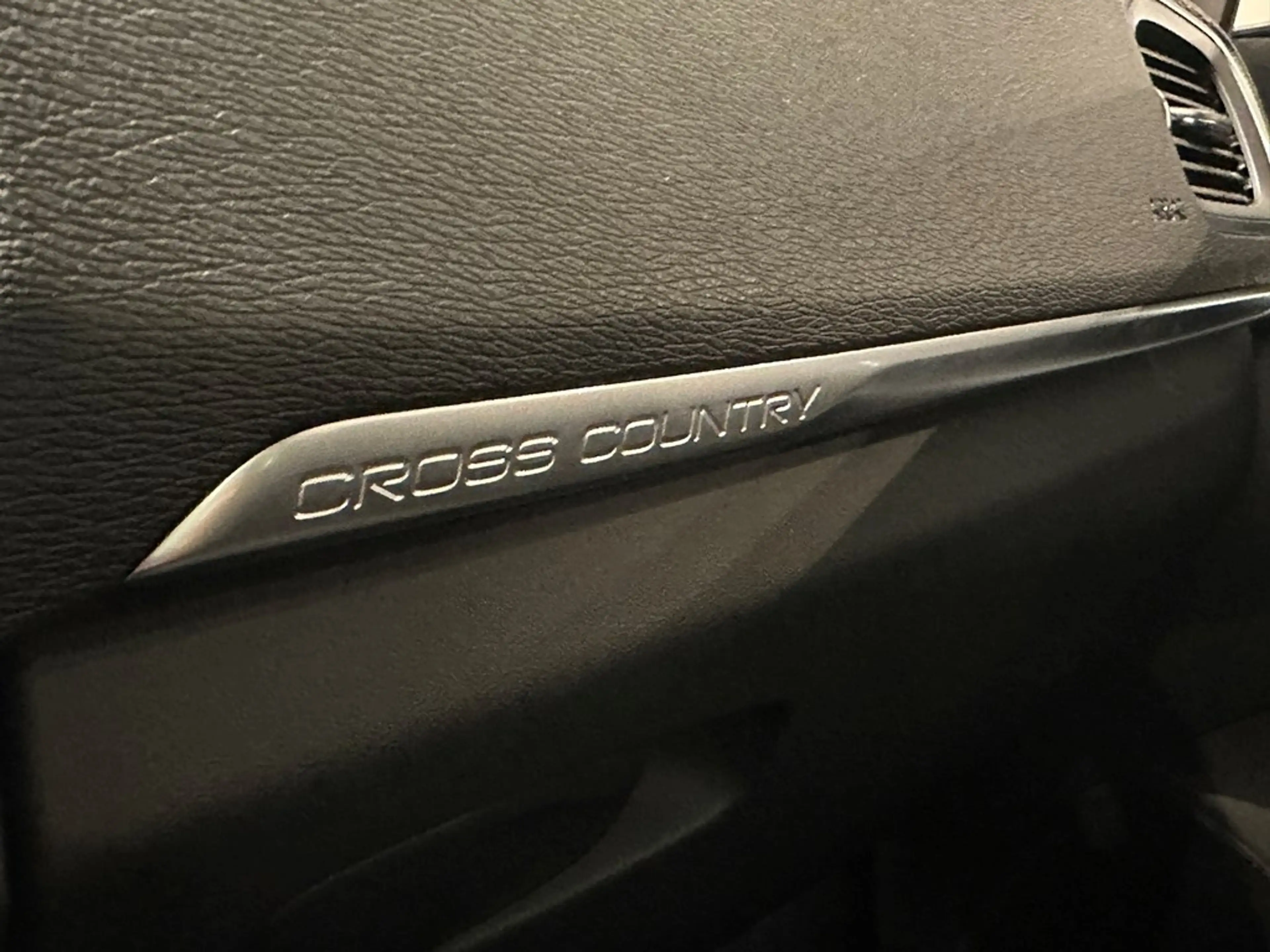 Volvo V40 Cross Country D4 Ocean Race Automaat +LEDER/CAMERA — photo 7
