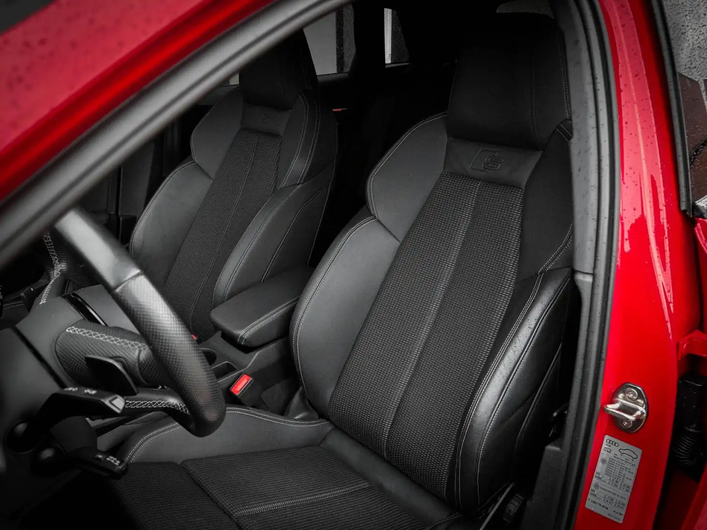 Audi A3 Sportback 35 TFSI S-Line BTW | CARPLAY | MATRIX LE Rot - 2