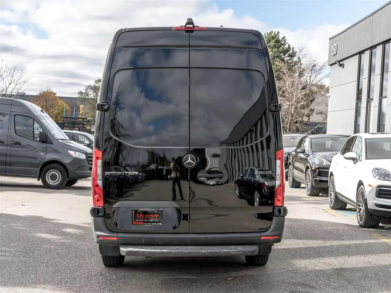 Mercedes-Benz Sprinter снимка Mercedes-Benz Sprinter