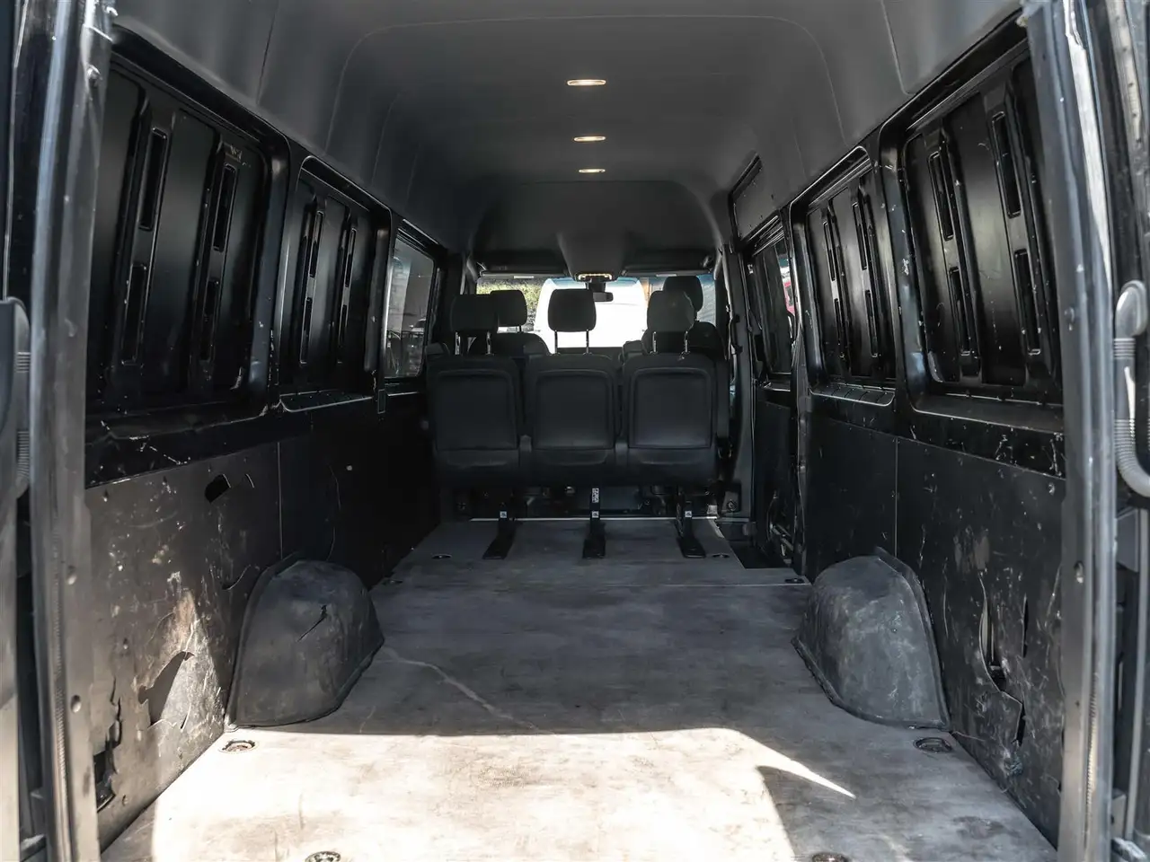 Mercedes-Benz Sprinter снимка Mercedes-Benz Sprinter