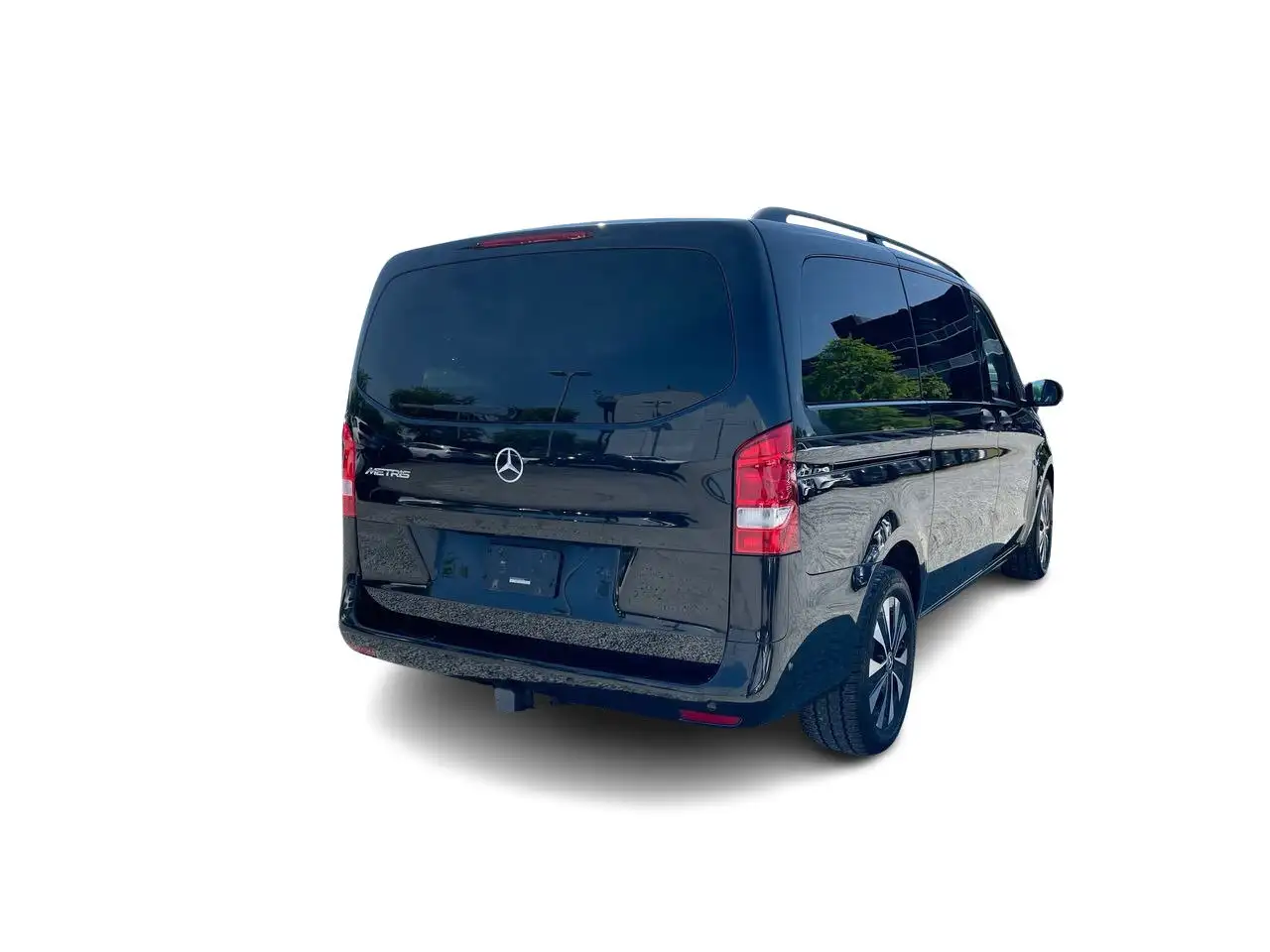 Mercedes-Benz Metris Passenger Van снимка Mercedes-Benz Metris Passenger Van