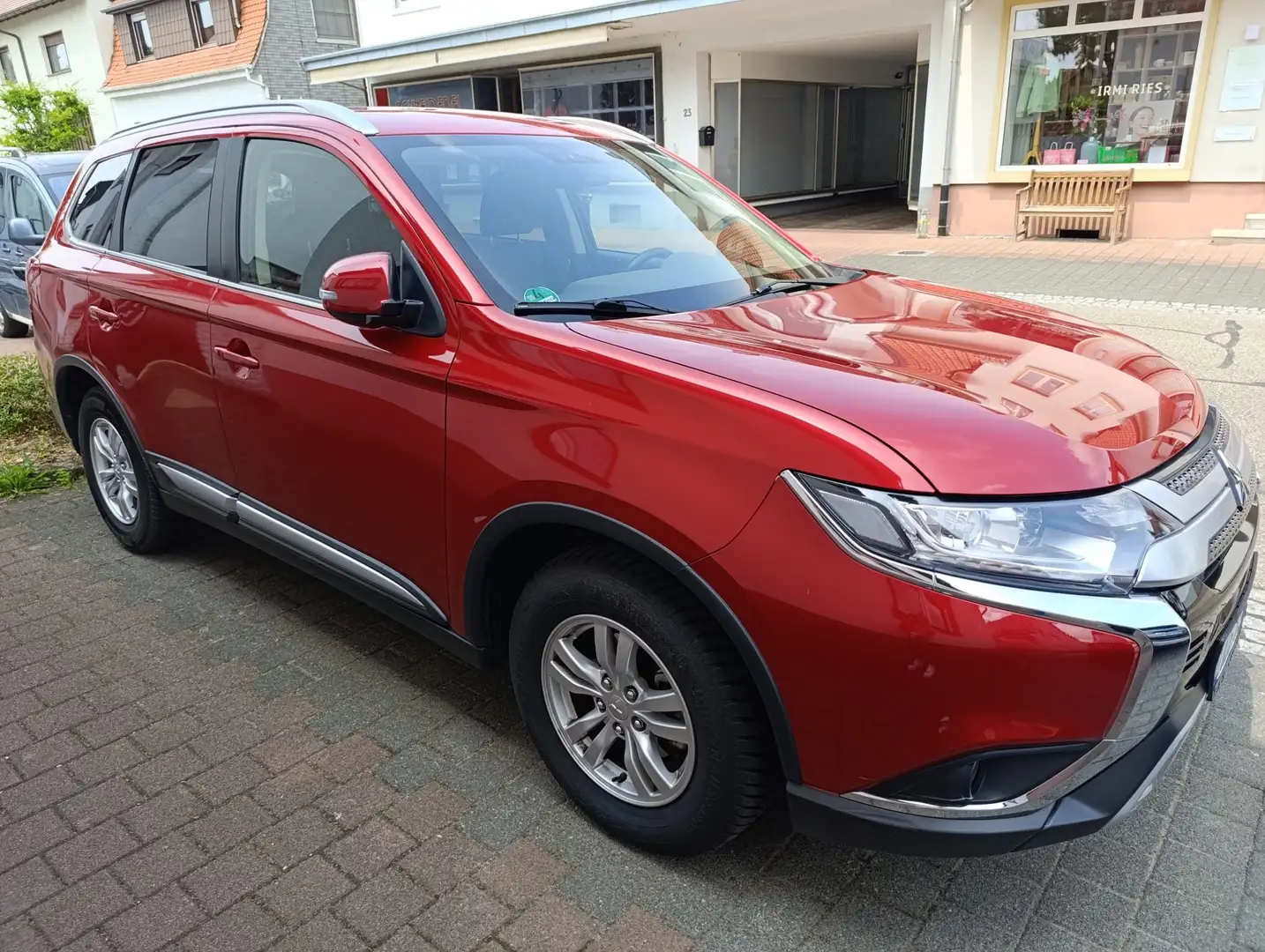 Mitsubishi Outlander Outlander 2.0 2WD Active Rot - 1