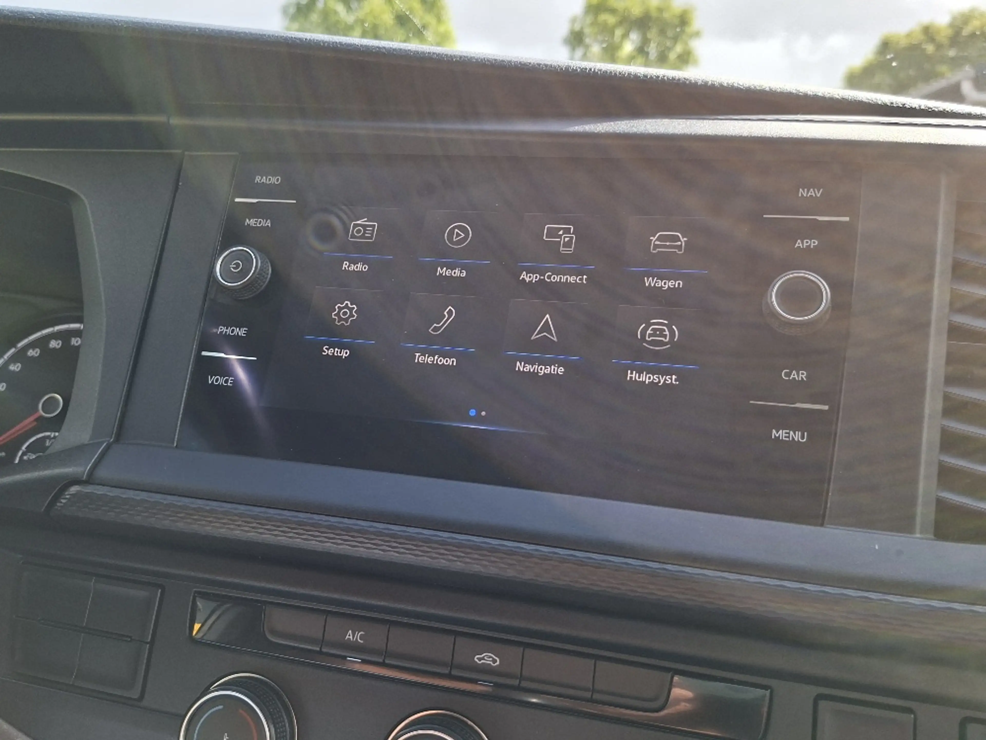 Volkswagen Transporter 2.0 TDI L1H1 150PK * Trekhaak * Navigatiesysteem * — photo 22