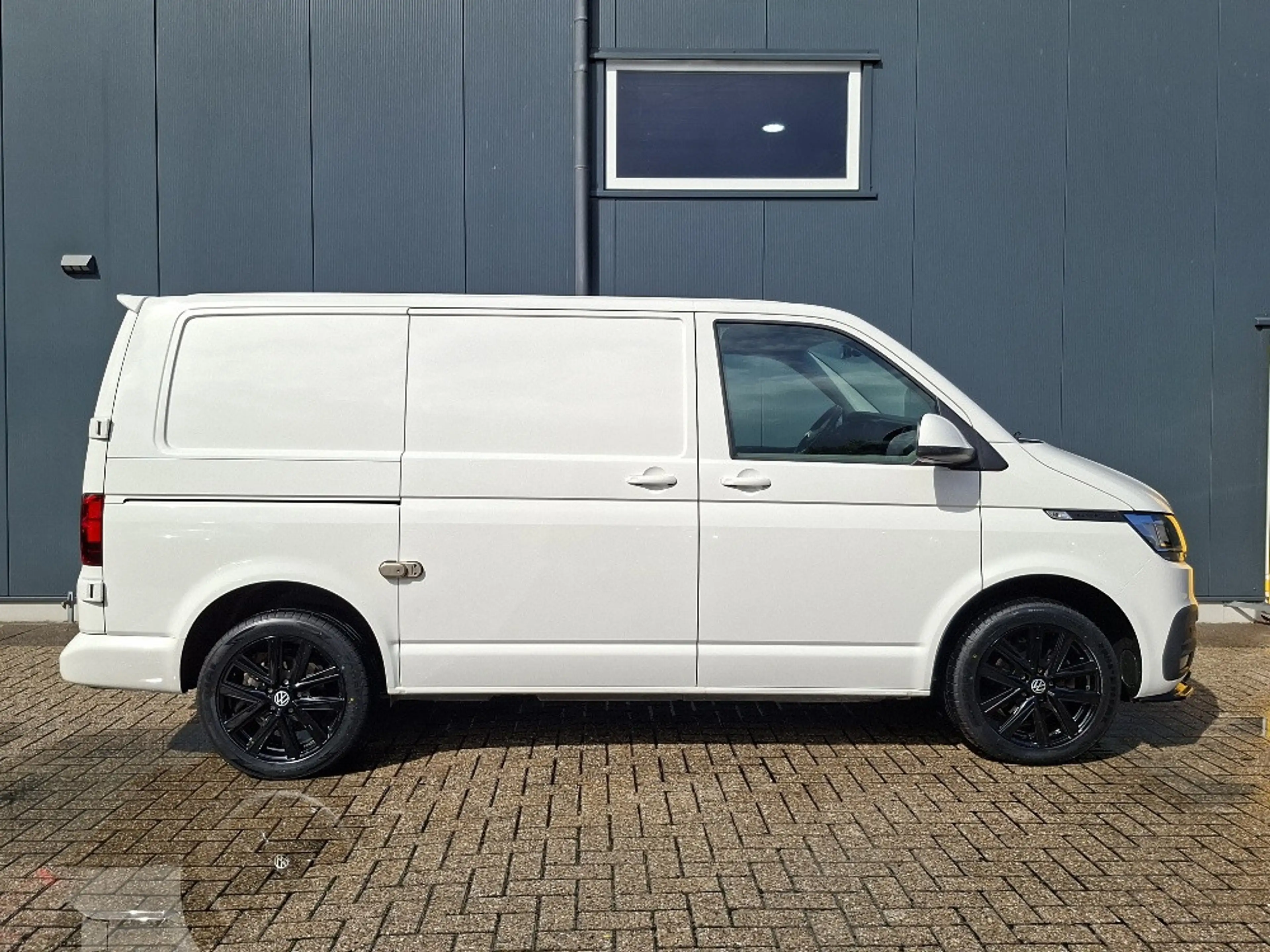 Volkswagen Transporter 2.0 TDI L1H1 150PK * Trekhaak * Navigatiesysteem * — photo 7
