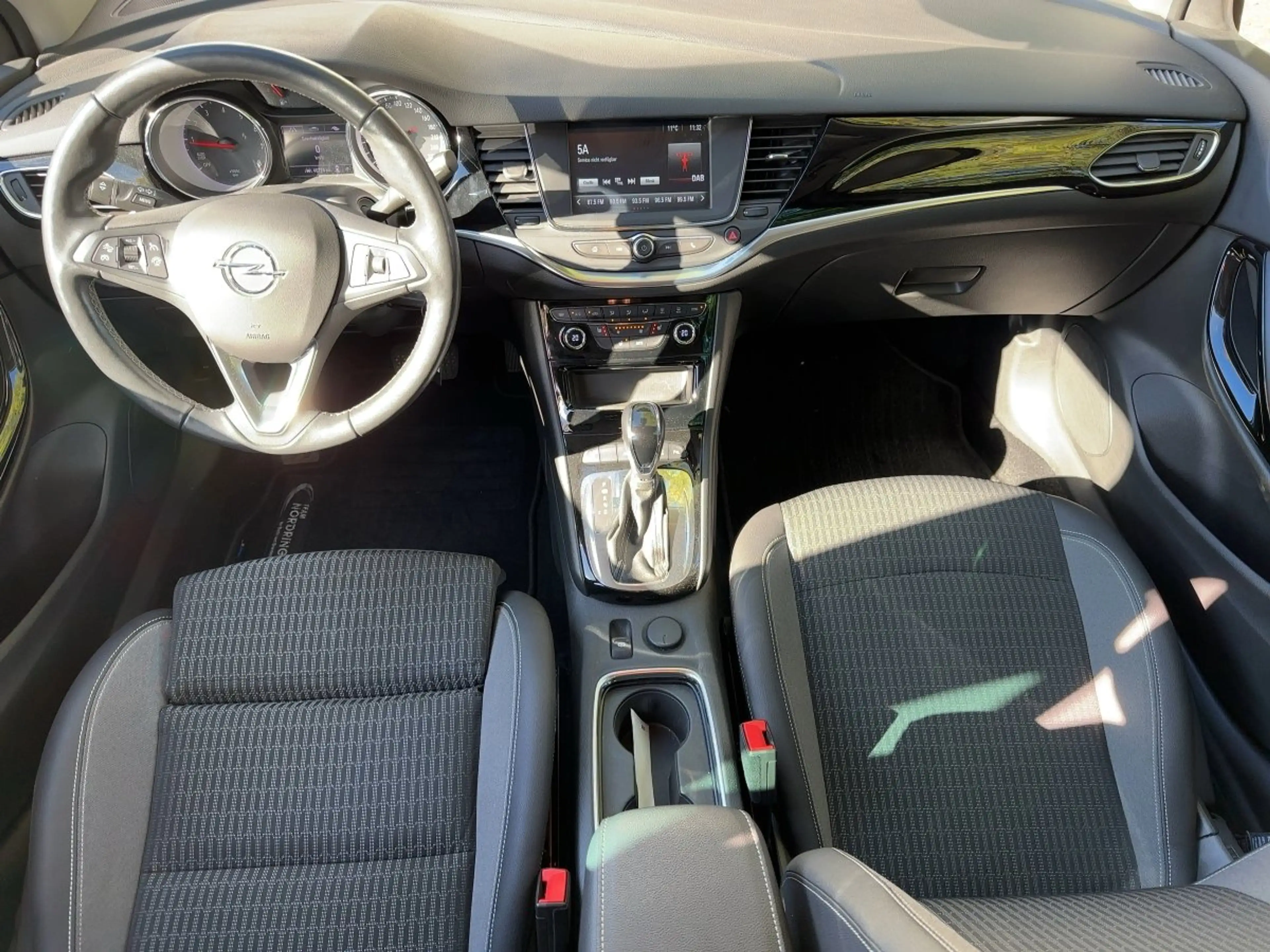 Opel Astra K Sports Tourer 1.4 Turbo  Elegance CAM LM — photo 11