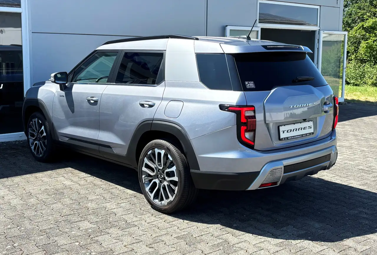 KGM Torres SsangYong Torres 1.5 SAPPHIRE 4WD AT LEDER NAVI 4