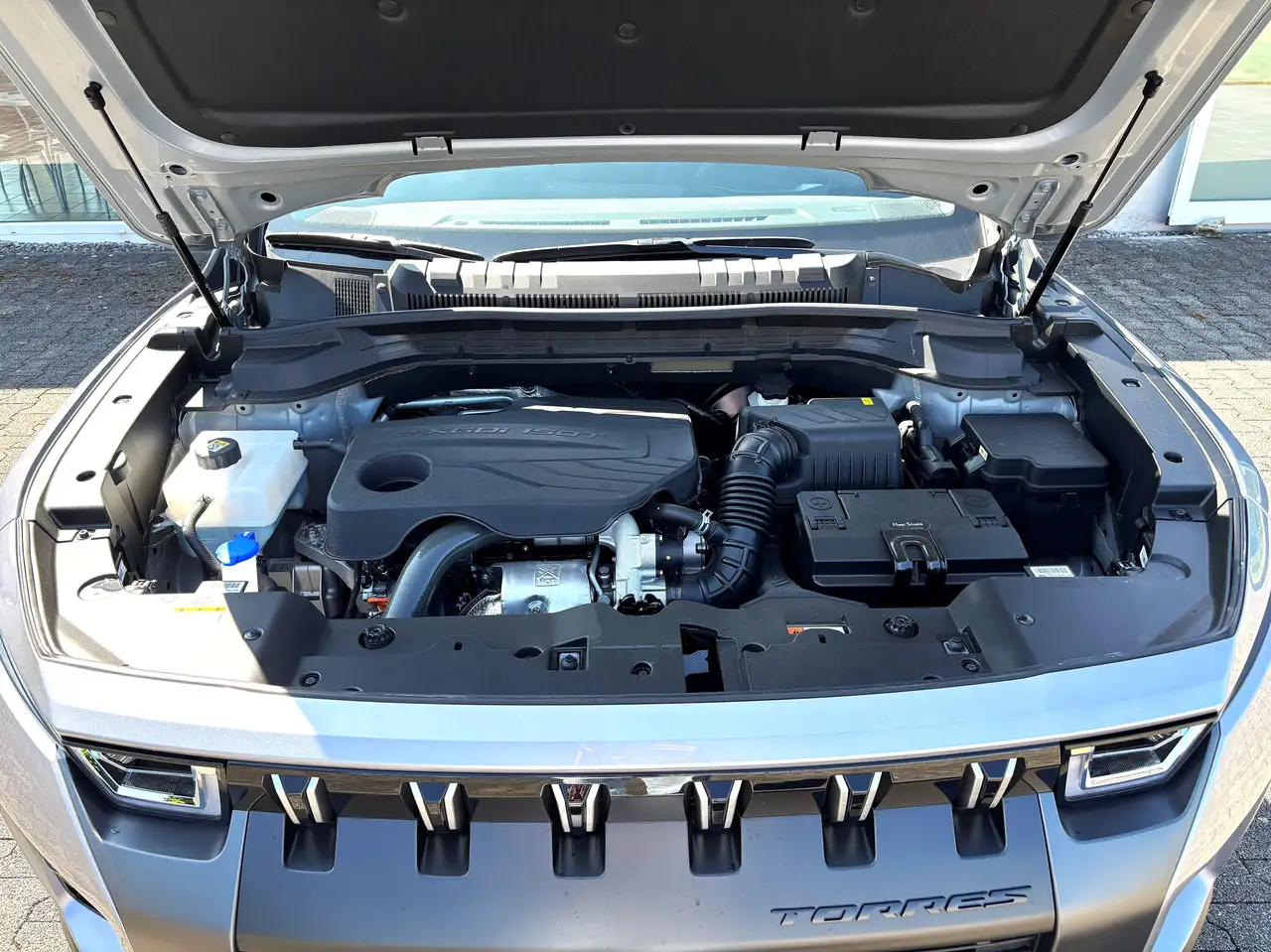 KGM Torres SsangYong Torres 1.5 SAPPHIRE 4WD AT LEDER NAVI 11