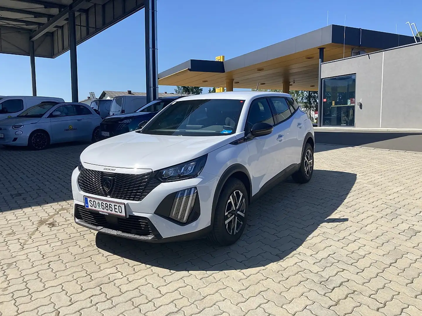 Peugeot 2008 PureTech 100 S&S Style 6-Gang-Manuell Weiß - 1