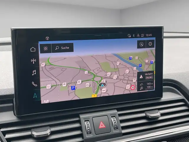 Audi SQ5 view 14