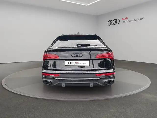 Audi SQ5 view 6