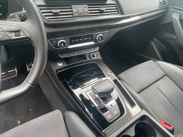 Audi SQ5 view 15