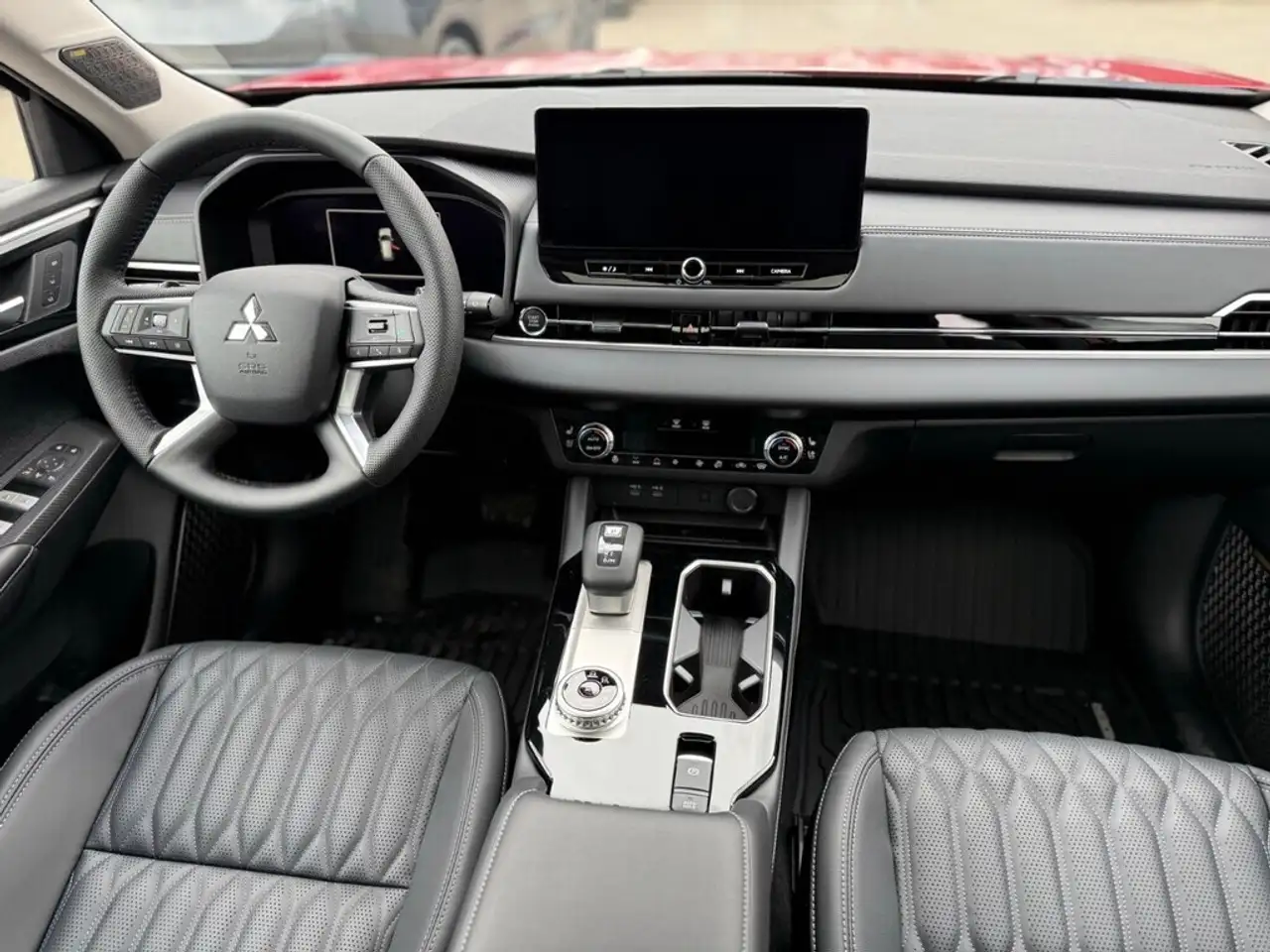 Mitsubishi Outlander снимка Mitsubishi Outlander