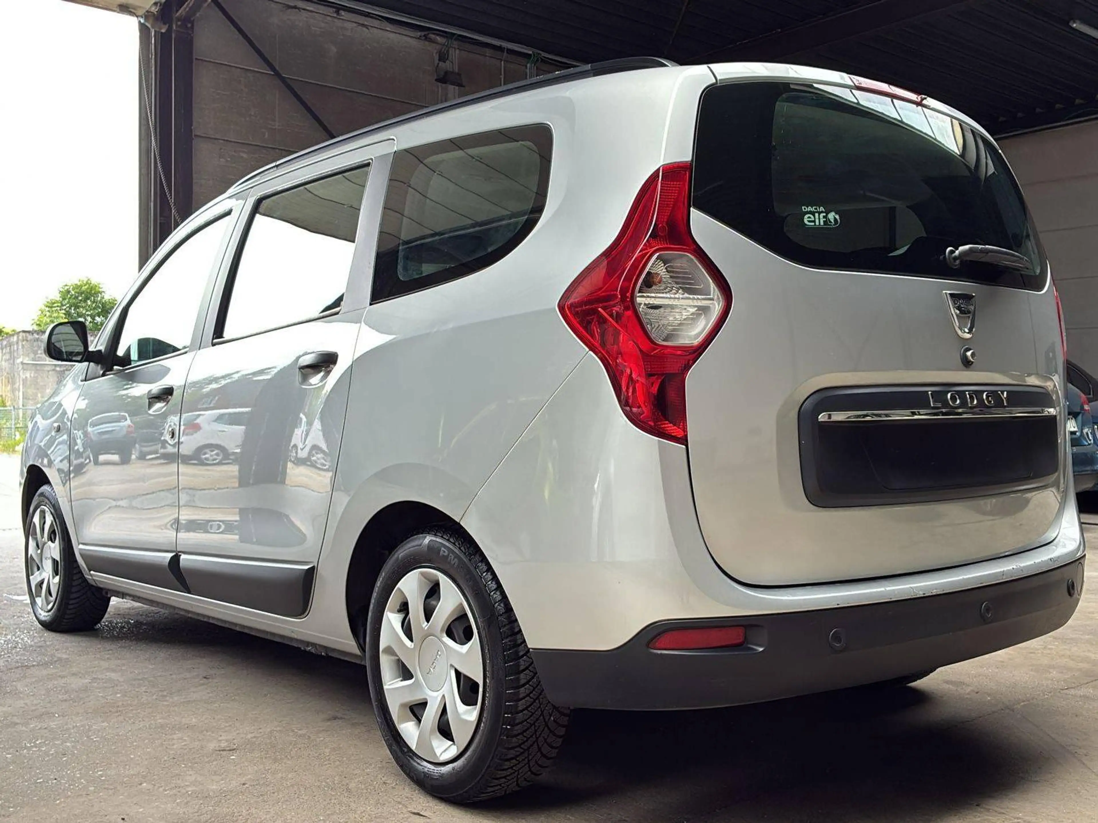 Dacia Lodgy ✅ Lodgy 1.6i  7pl. — photo 3