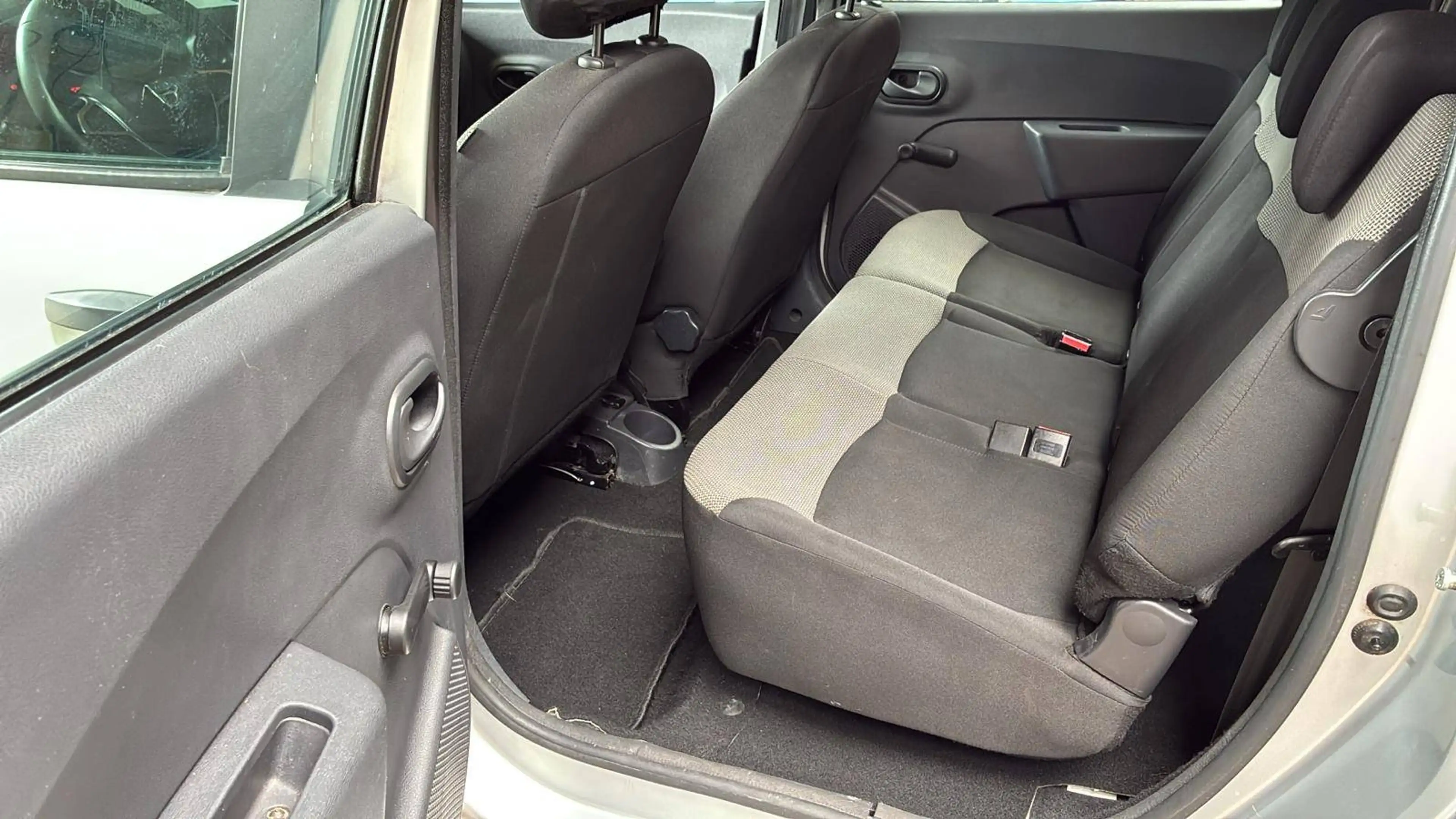 Dacia Lodgy ✅ Lodgy 1.6i  7pl. — photo 10