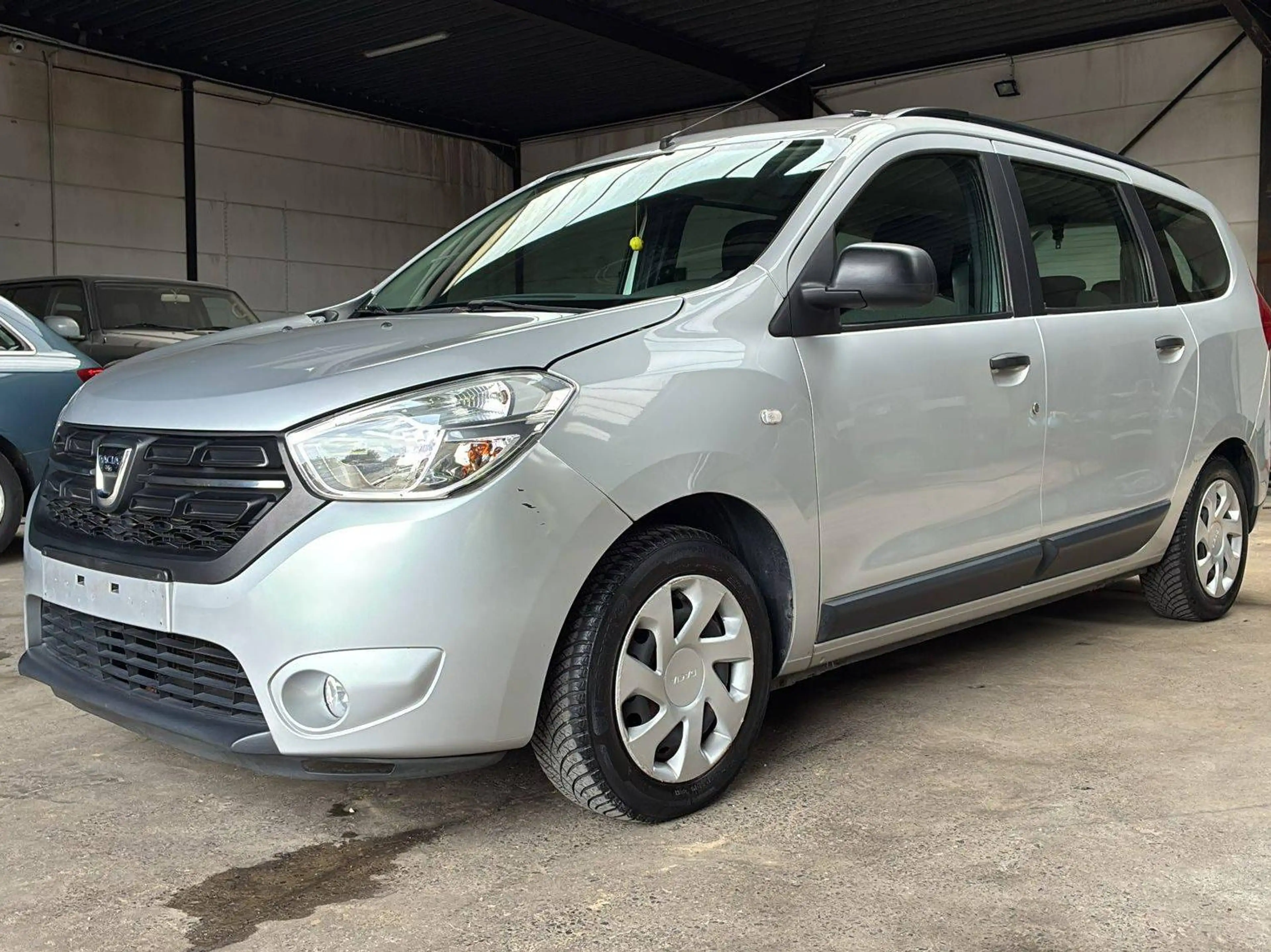 Dacia Lodgy ✅ Lodgy 1.6i  7pl.