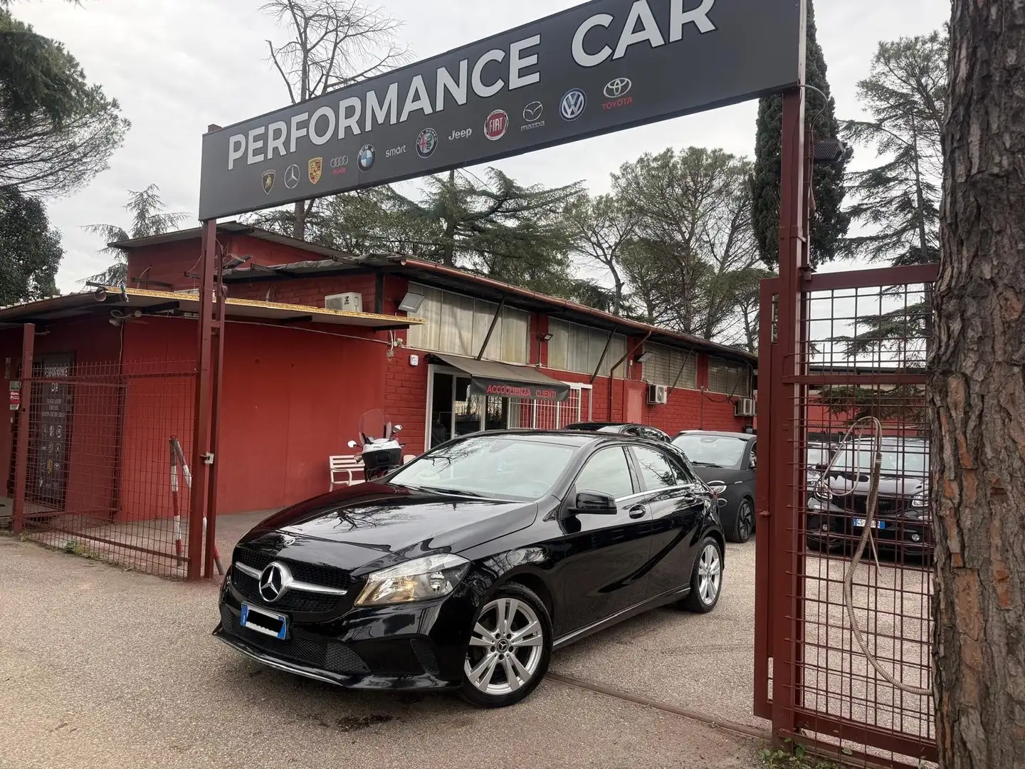 Mercedes-Benz A 180 A 180 d Sport Nero - 1