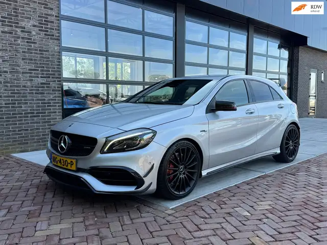 Mercedes-Benz A 45 AMG 4MATIC+ Performance Pack | Schaal stoelen | H&K |