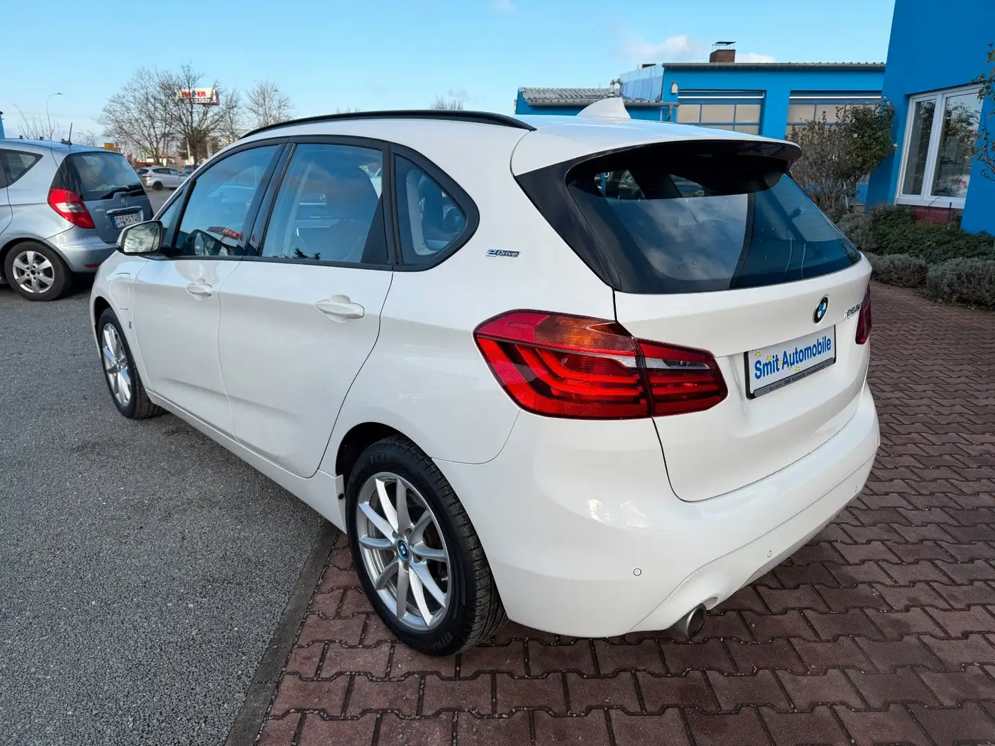 BMW 225 225 2 Active Tourer 225 xe Advantage Blanco - 2