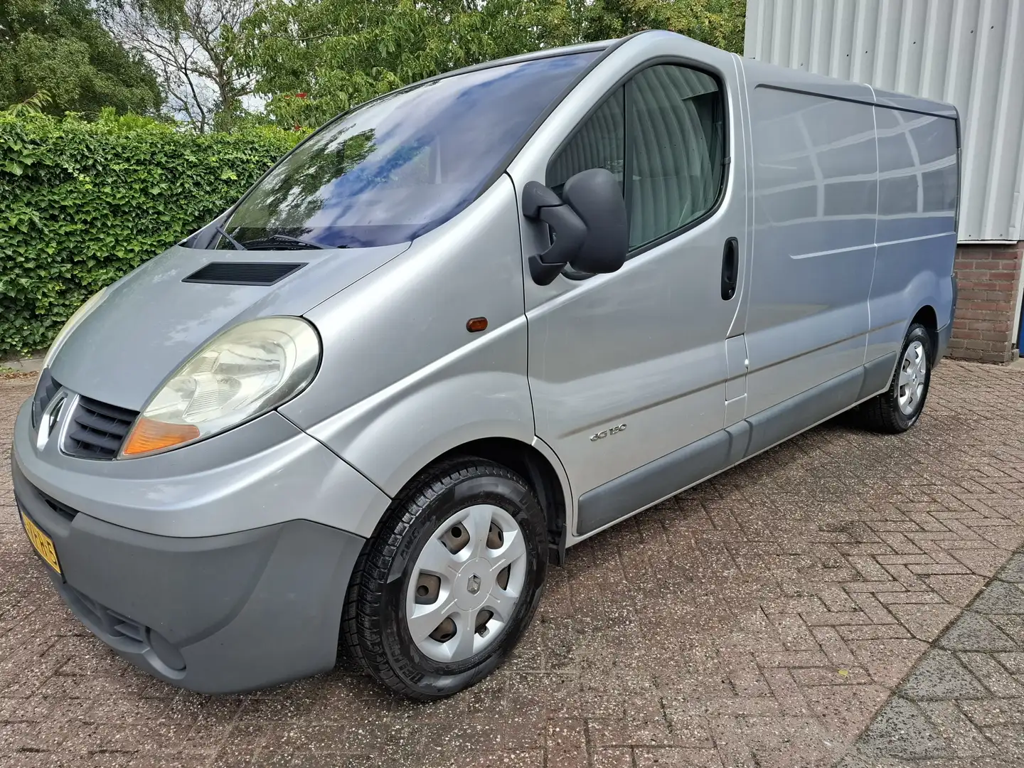 Renault Trafic 2.5 dCi T29 L2H1 AIRCO/PDC.A/TREKHAAK/3-ZITS AUTOM Gri - 1