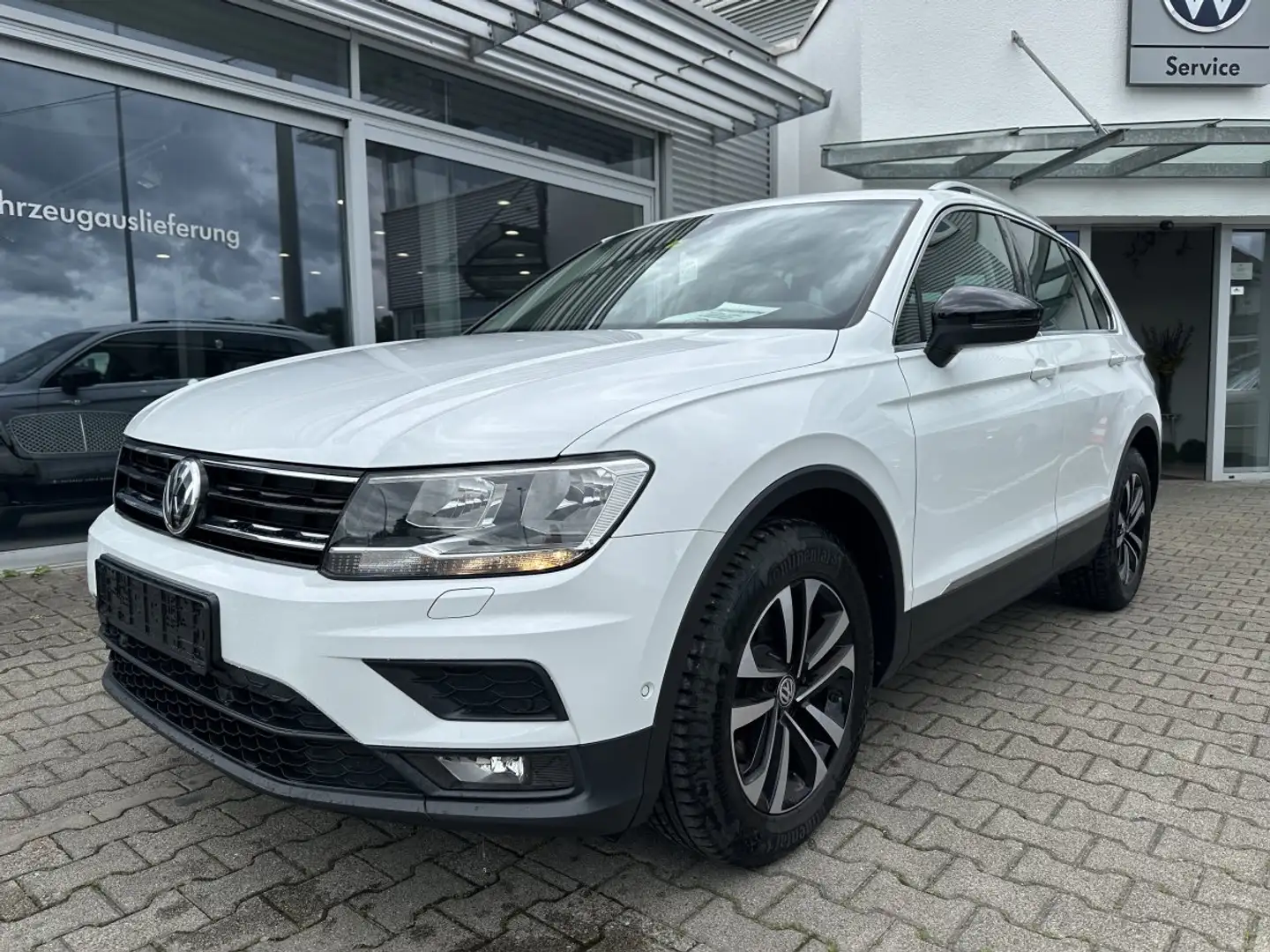 Volkswagen Tiguan 2.0TDI COMFORT IQ DRIVE*VC*PANORAMA Weiß - 2