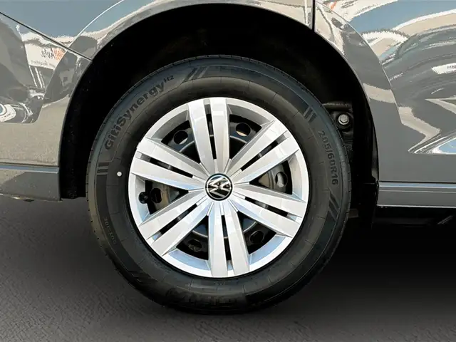 Volkswagen Caddy view 6