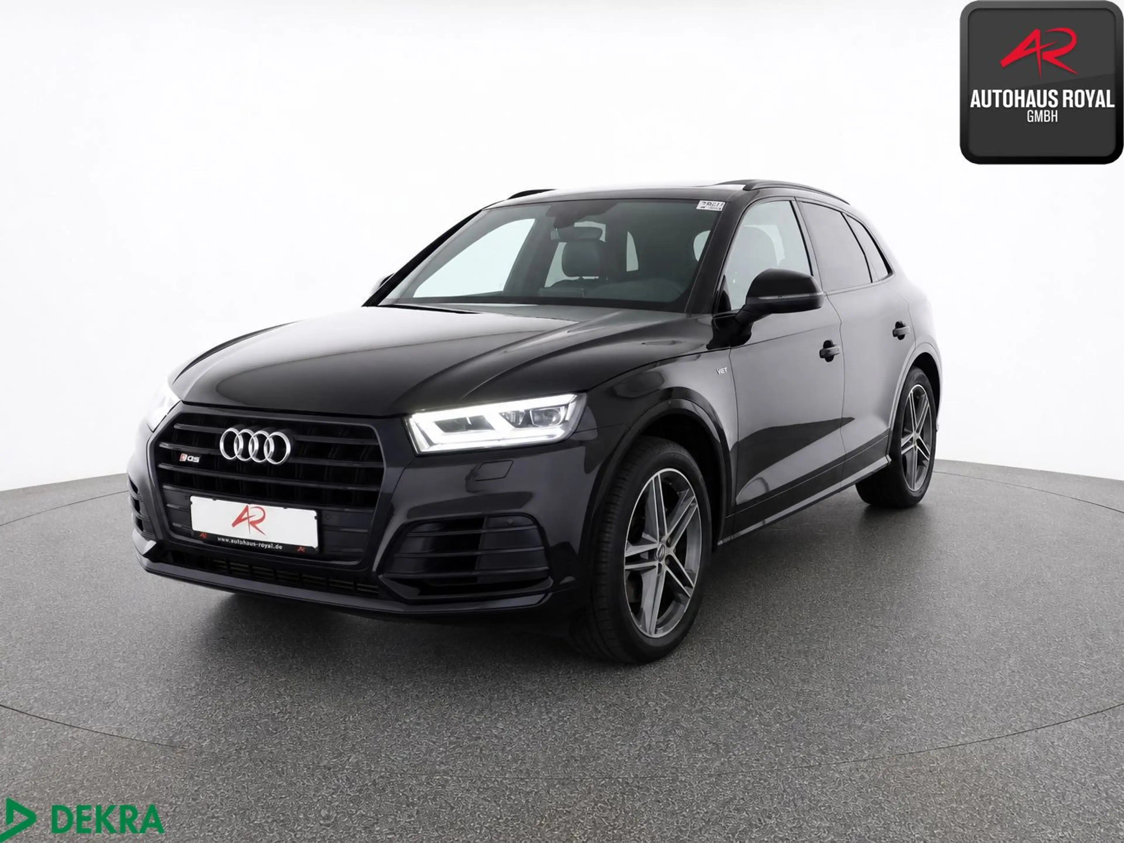 Audi SQ5 3.0 TFSI qu PANO,BANG+O,KEYLESS,CARPLAY,AHK