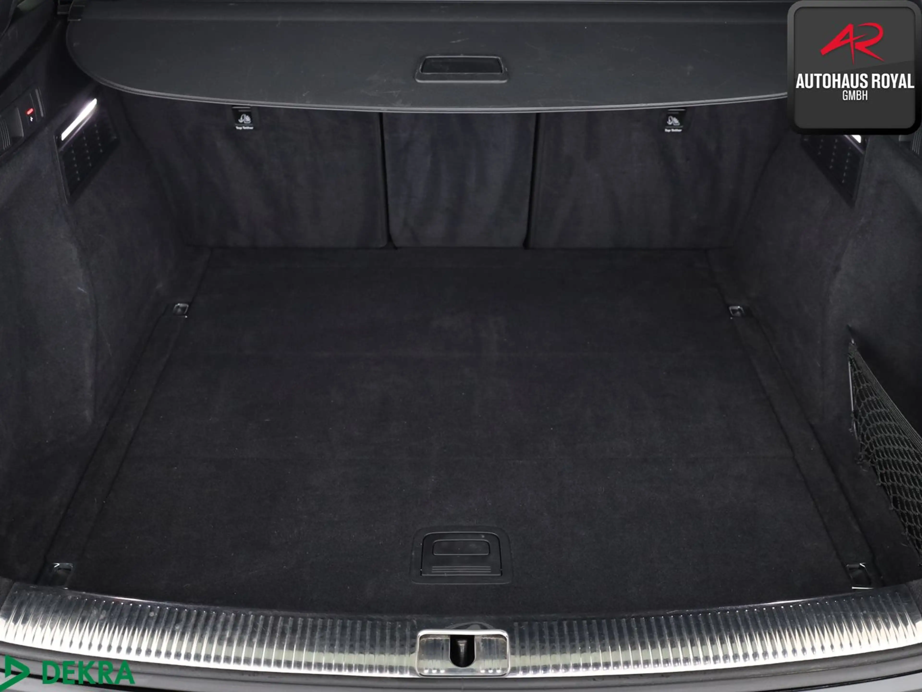 Audi SQ5 3.0 TFSI qu PANO,BANG+O,KEYLESS,CARPLAY,AHK — photo 12