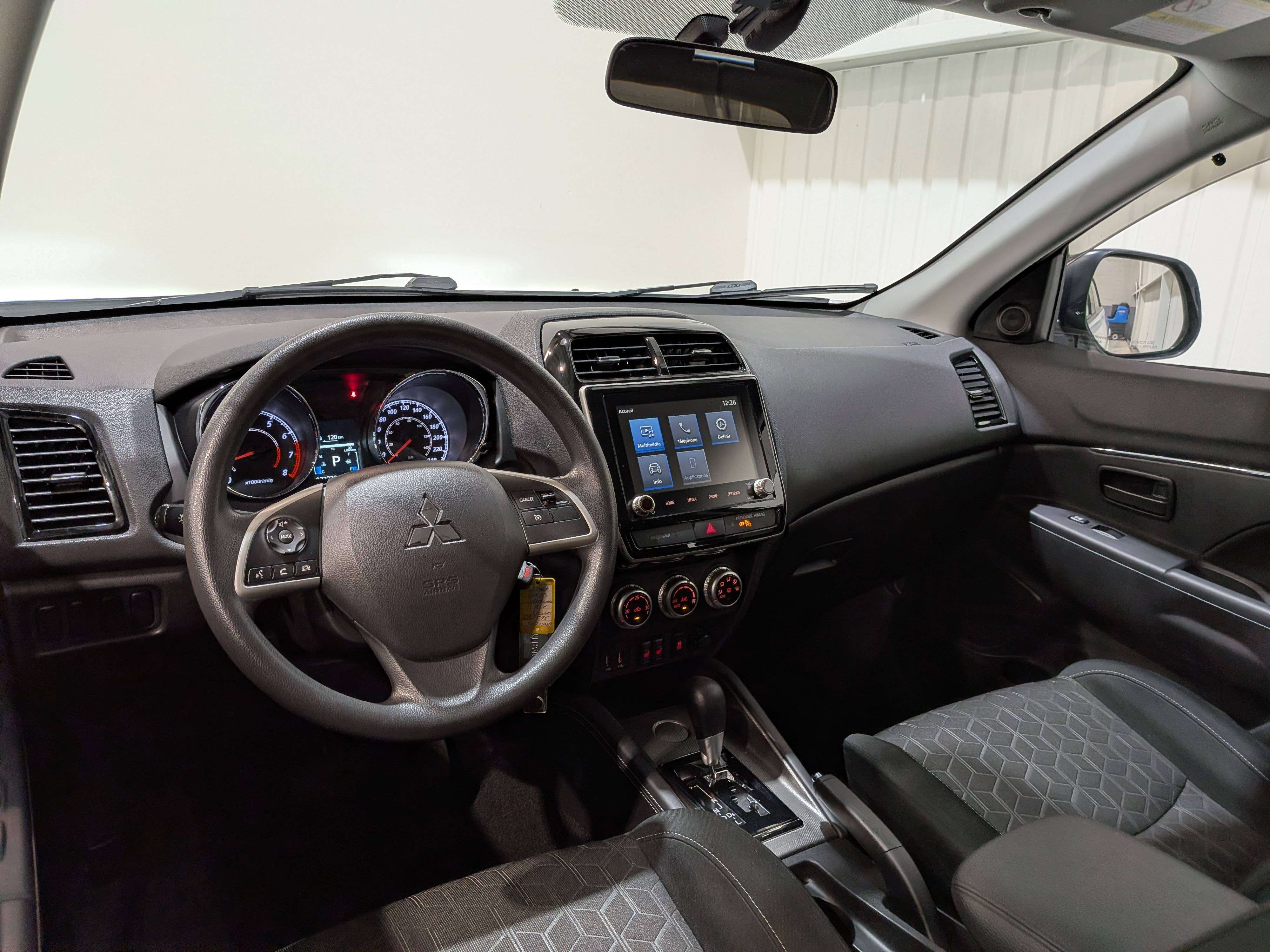 Mitsubishi RVR 2023