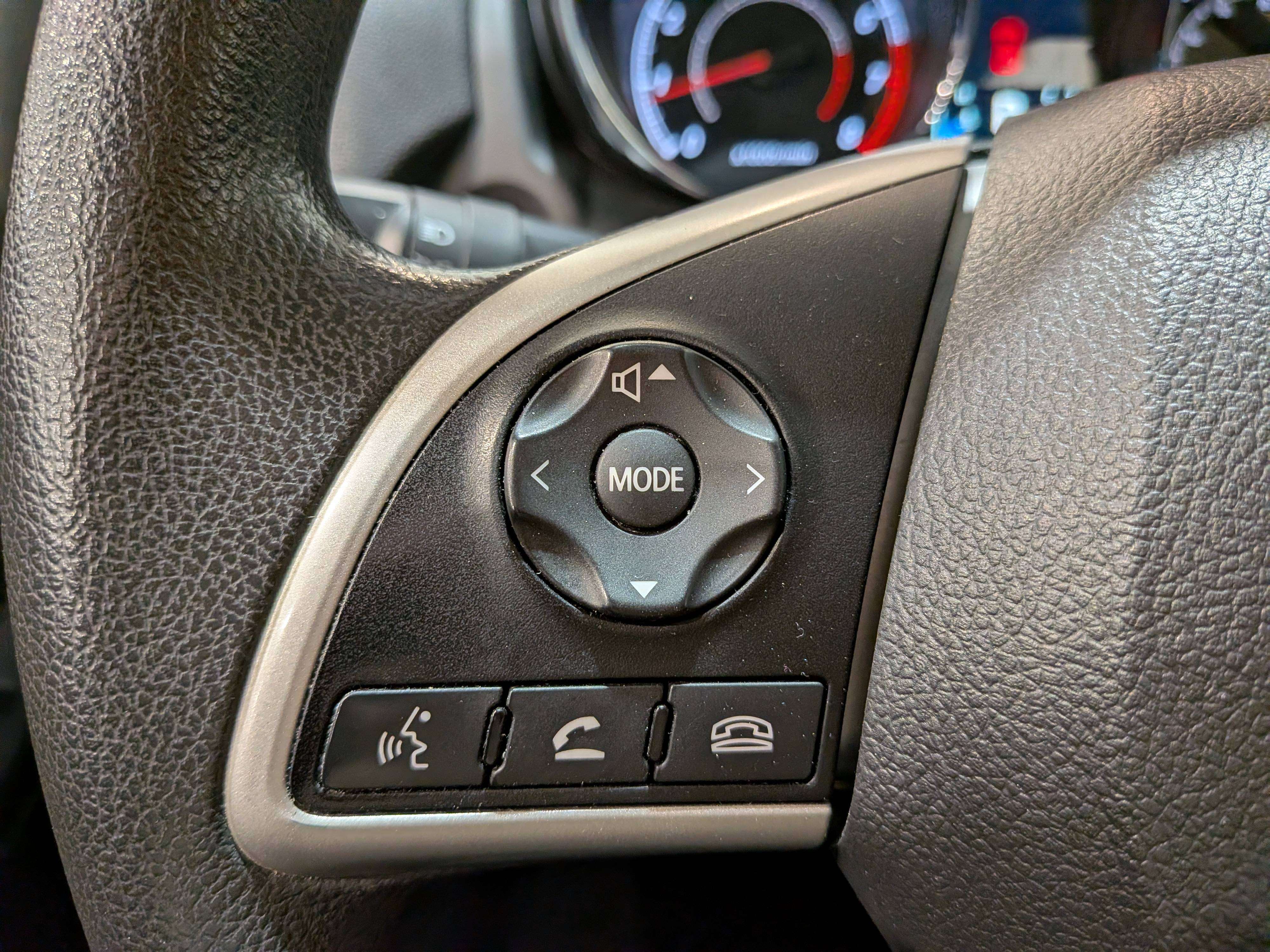 Mitsubishi RVR 2023