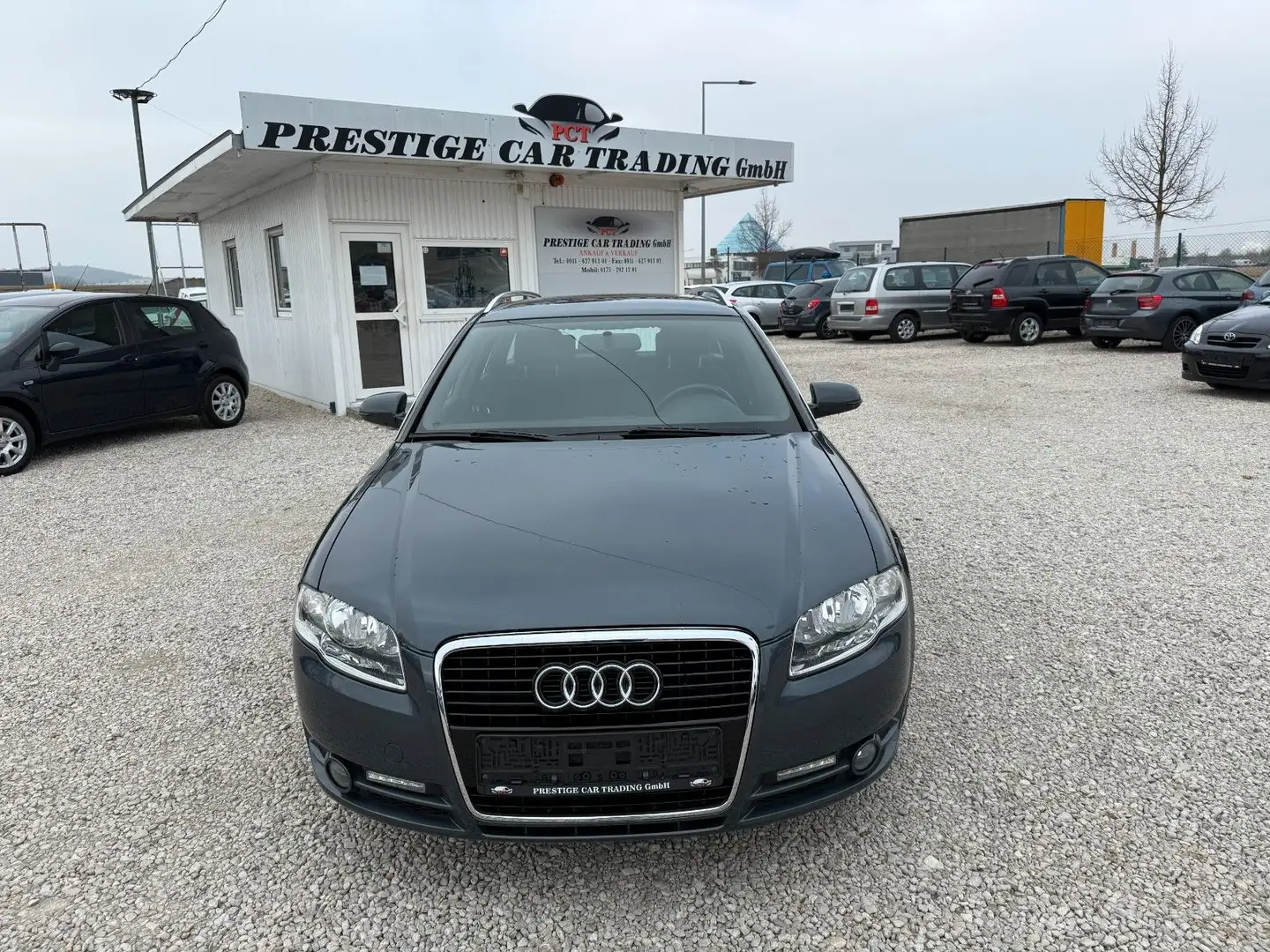 Audi A4 Avant 2.0 TDI"2.HAND*AHK* Gris - 2
