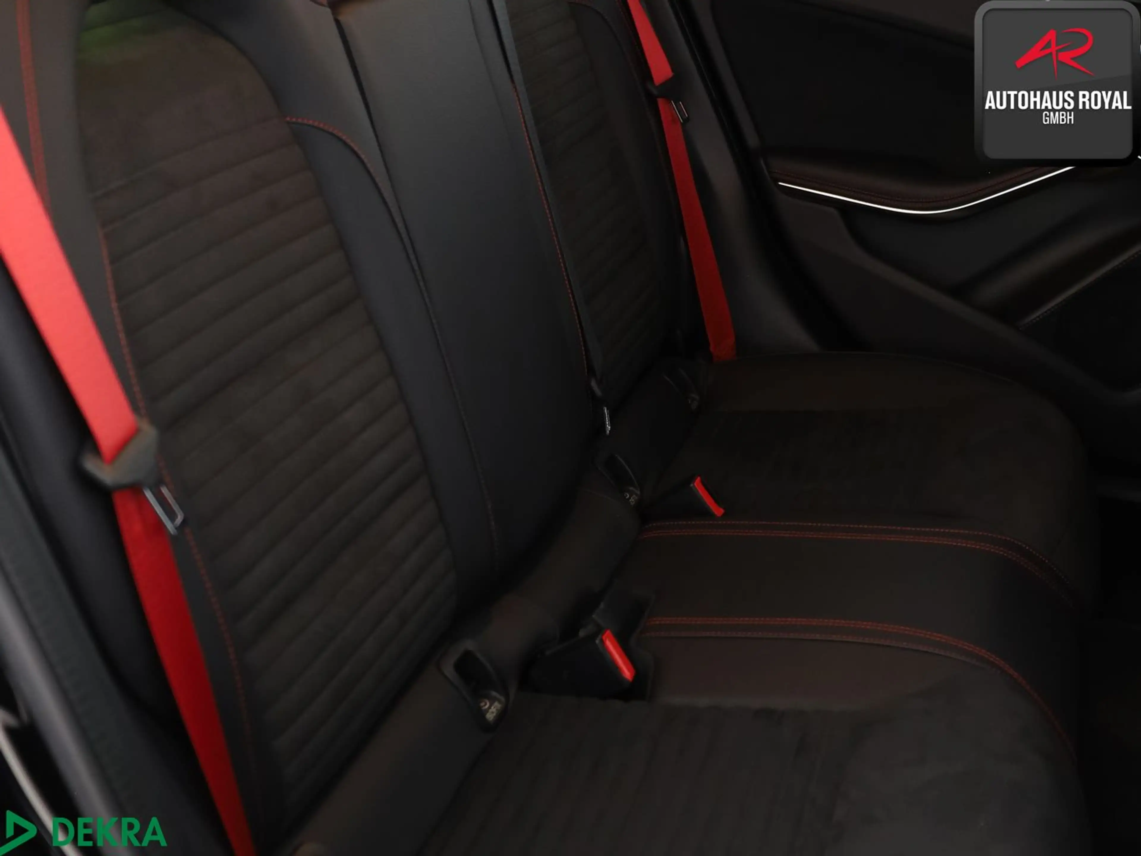 Mercedes-Benz A 45 AMG A 45 AMG 4M NIGHT SPORTABGAS,KAMERA,PARKLENK,SH — photo 13