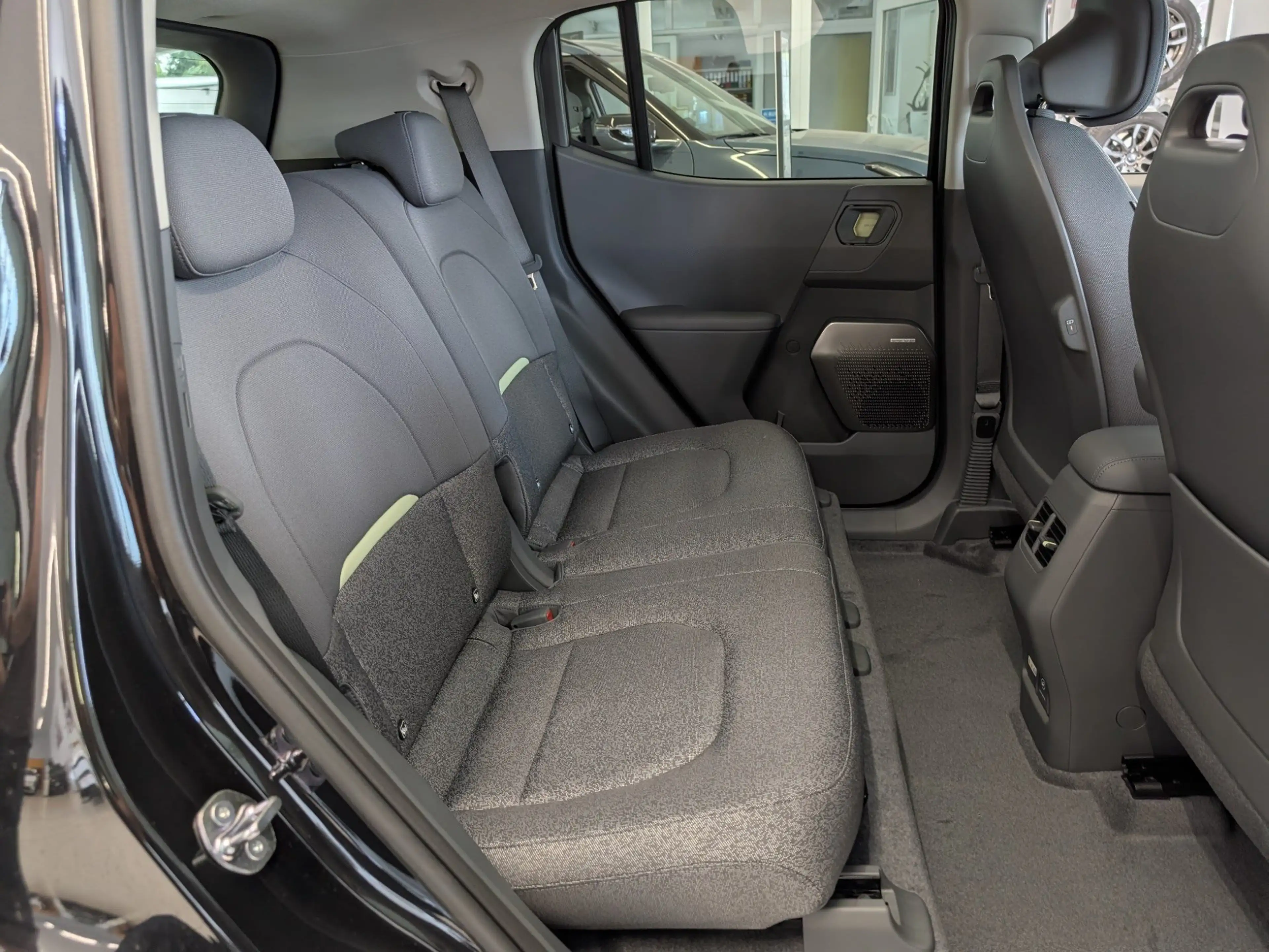 Kia EV2 42,2-kWh Earth 4-Sitzer Design Sitzpaket — photo 11