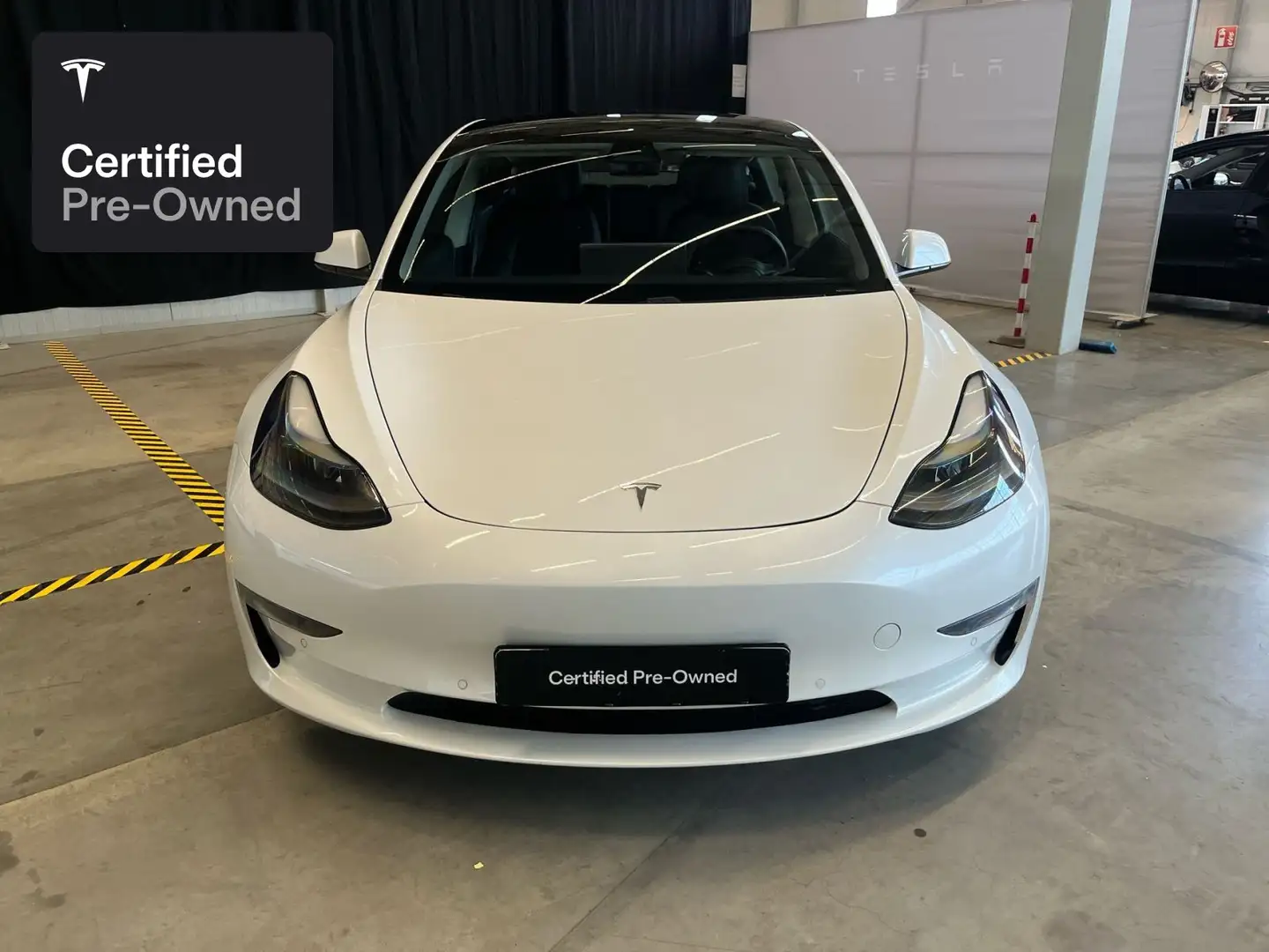 Tesla Model 3 Long Range AWD “Certified Pre-Owned” Bianco - 2